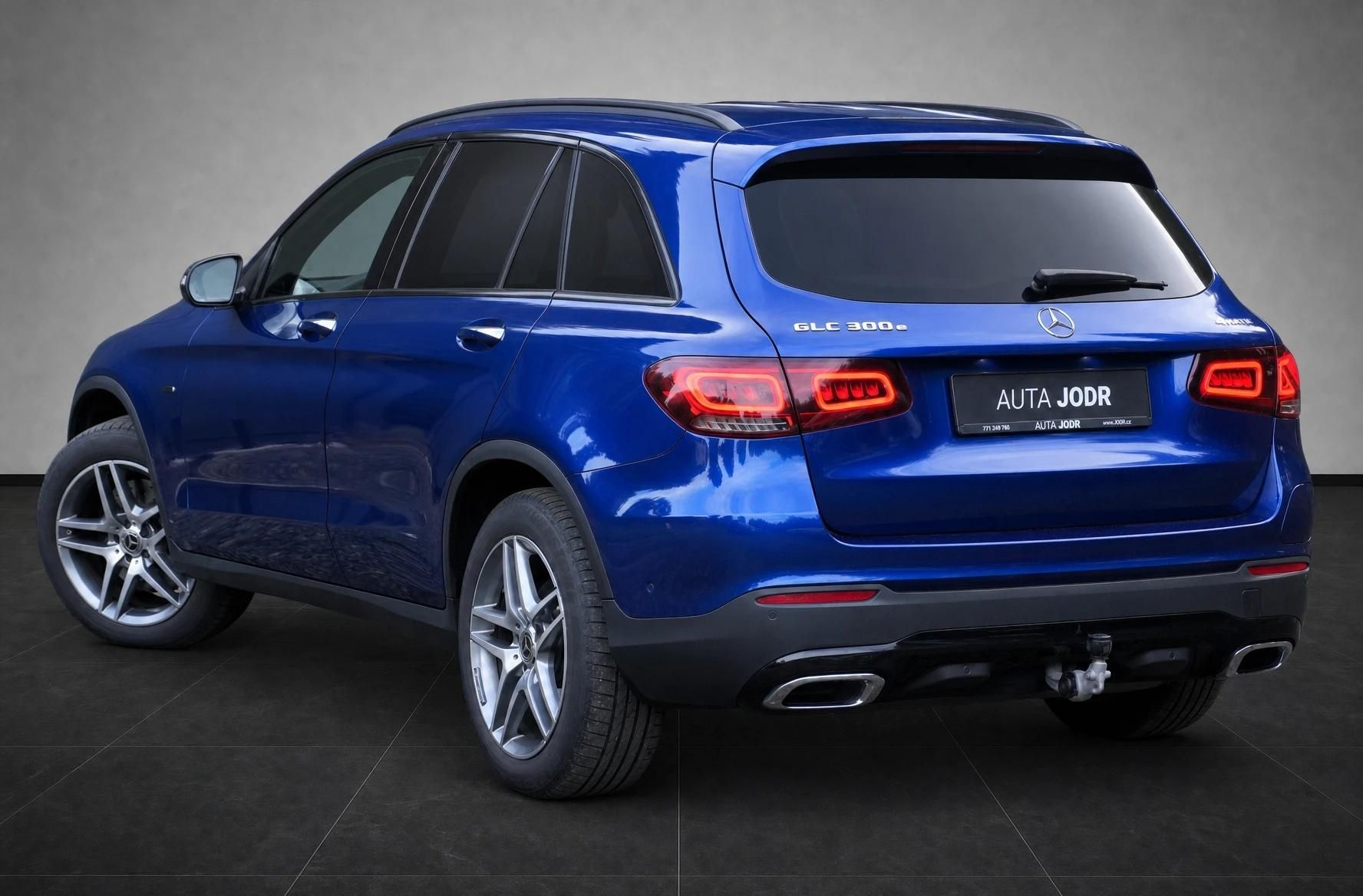 Mercedes-Benz GLC, 300e, 4Matic, ČR, Vzduch - fotka 3