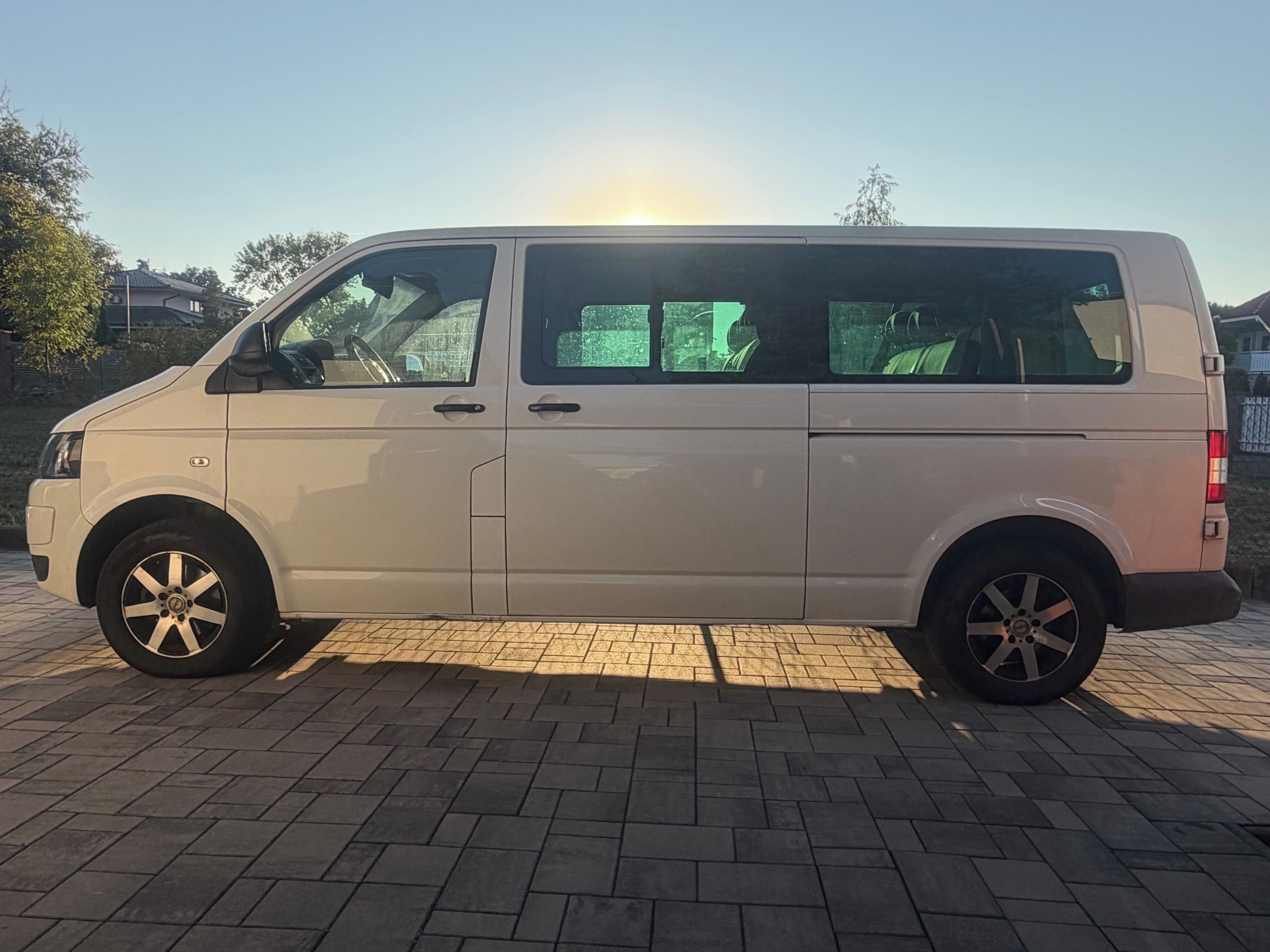 Volkswagen Caravelle, 2.0 TDi LONG 4x4 - fotka 4