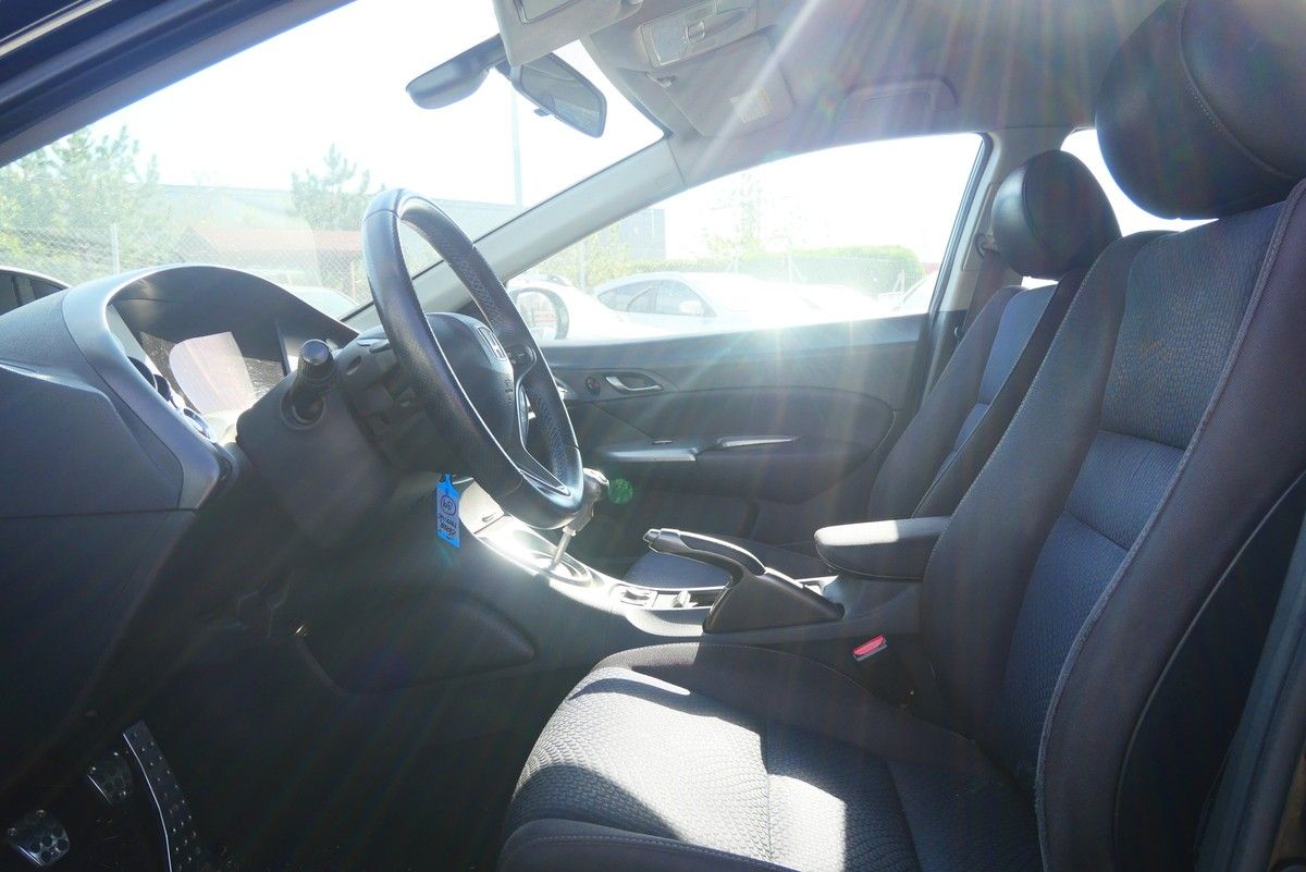 Honda Civic, 1.8i 103 kW Sport - fotka 5