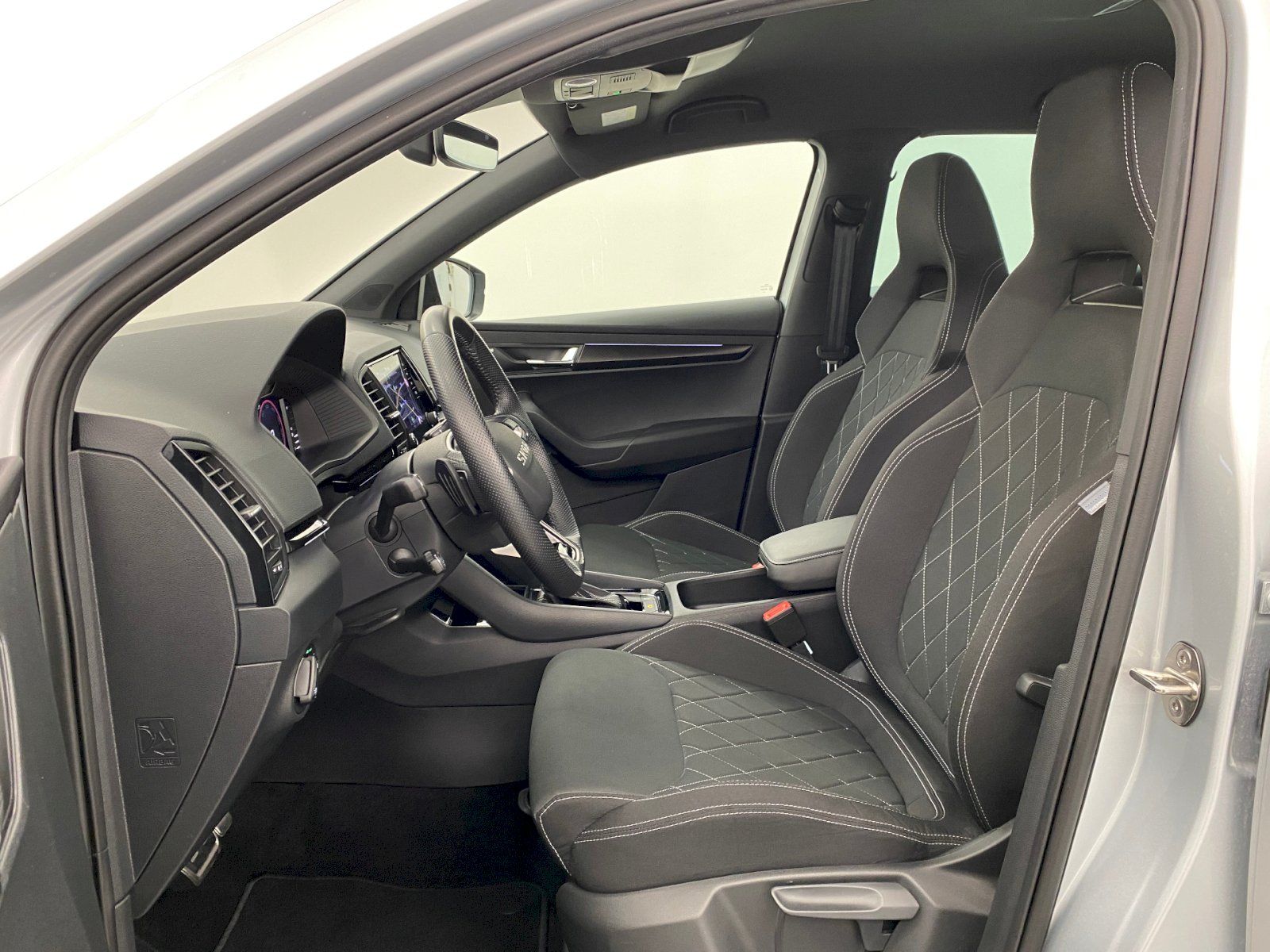 Škoda Karoq, 2.0 TDI 110kW DSG SportLine - fotka 5