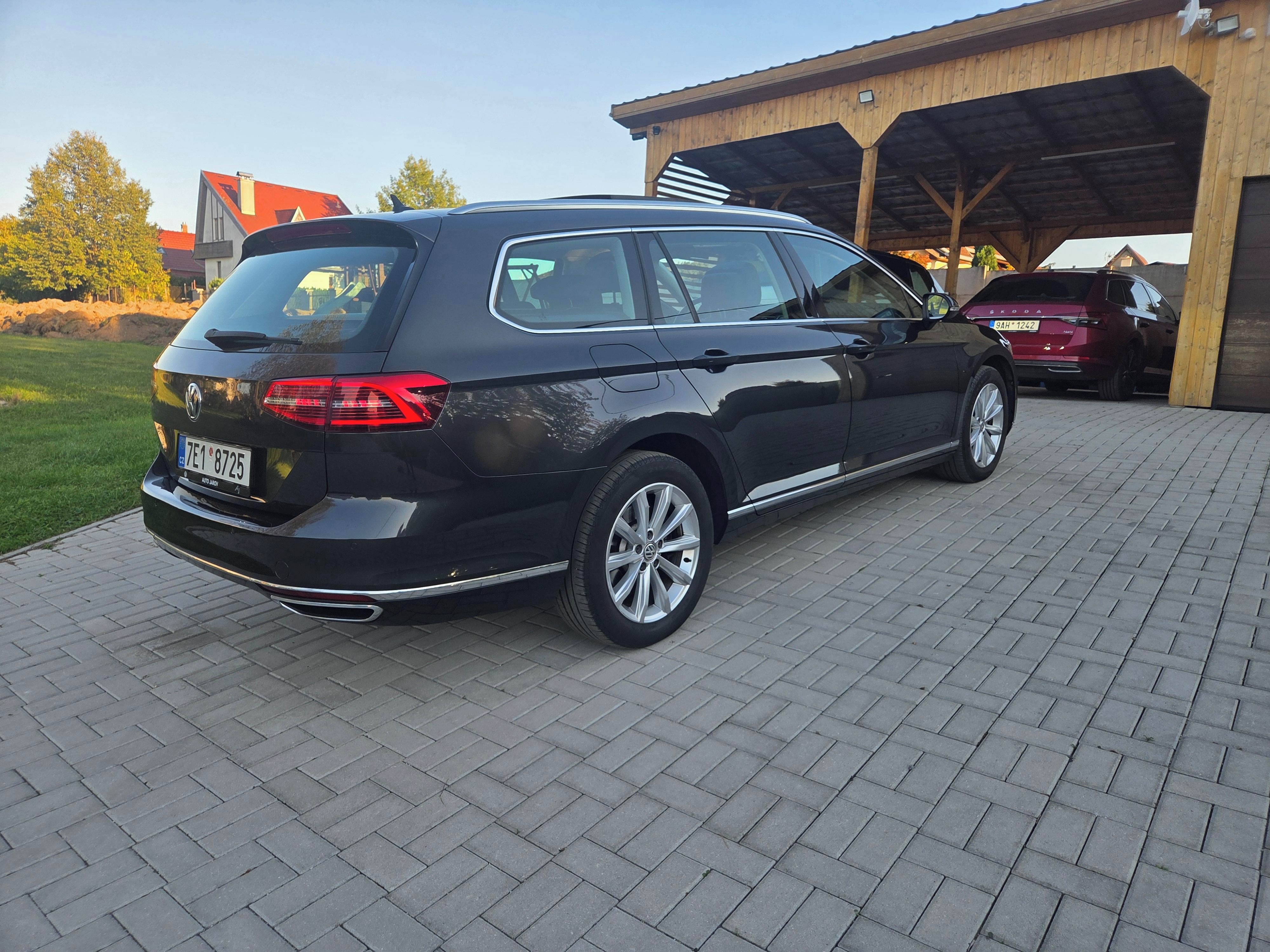 Volkswagen Passat, 176kw DSG 4motion,Highline - fotka 5