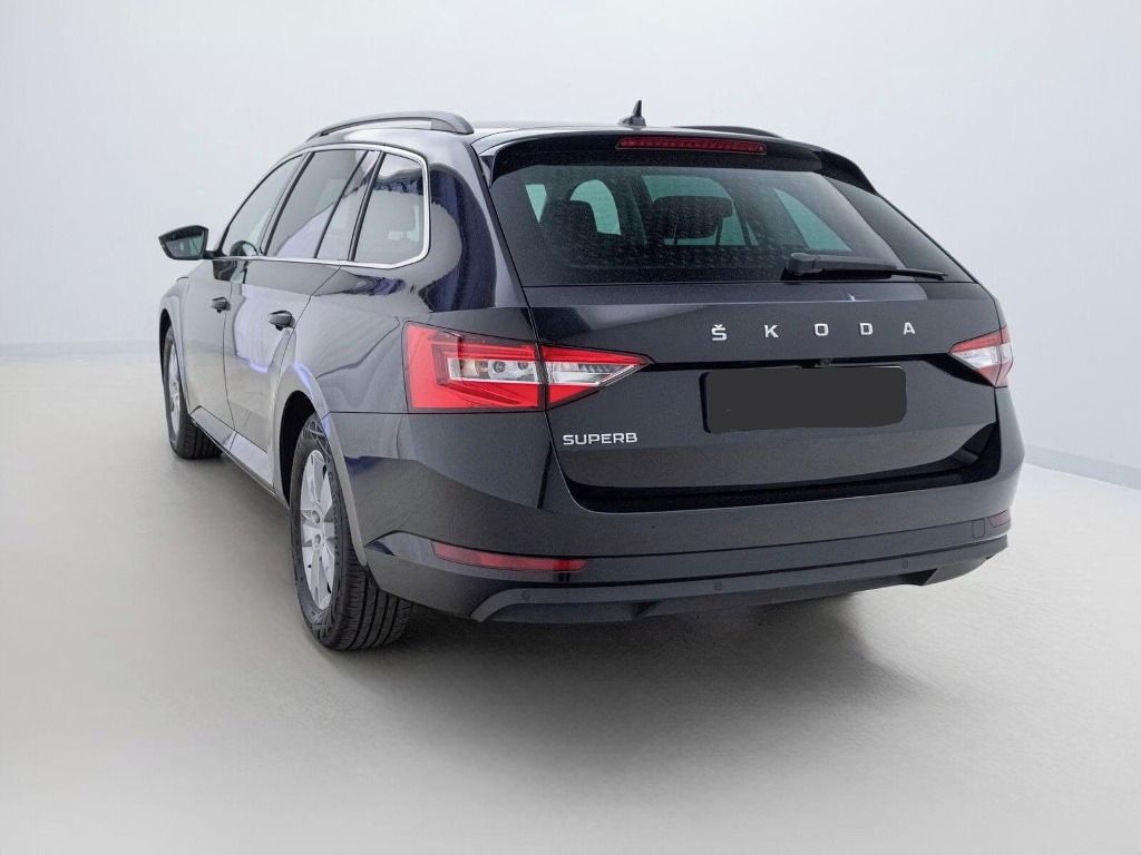 Škoda Superb, Combi 2.0 TDI Ambition*Kamera* - fotka 4