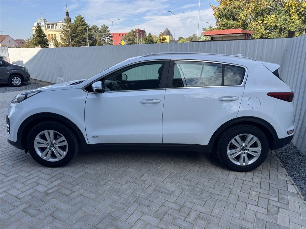 Kia Sportage, 1,6 T-GDi 130kW 4x4 tažné - fotka 4