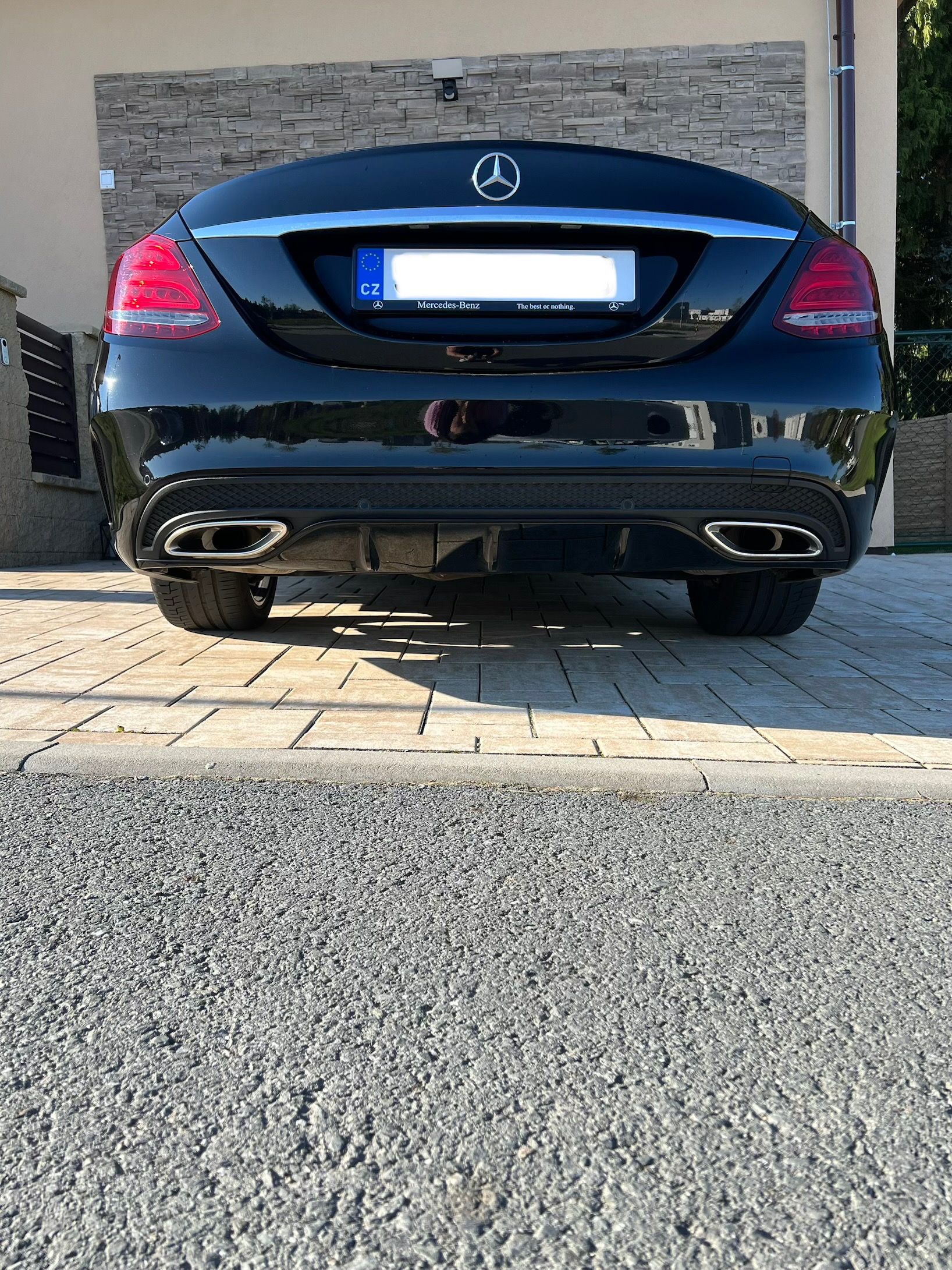 Mercedes-Benz Třídy C, 2.0 AMG Line, 135 kW - fotka 5