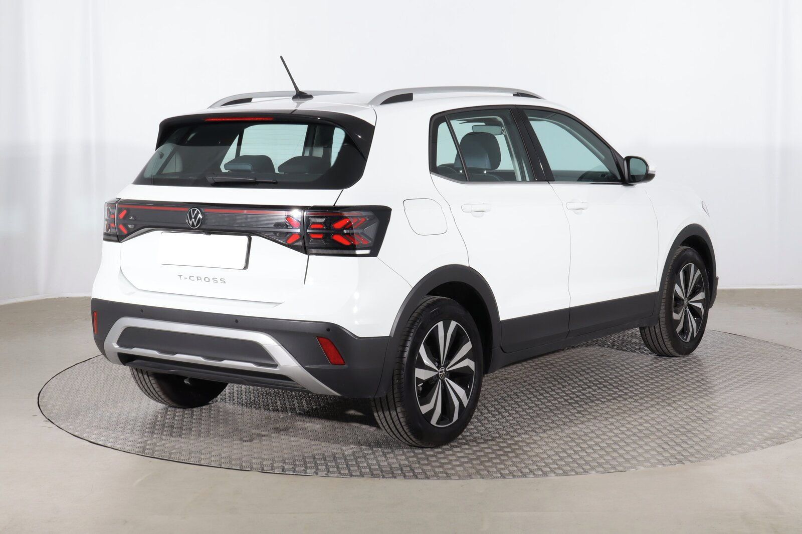Volkswagen T-Cross, 1.0 TSI, Serv.kniha - fotka 5