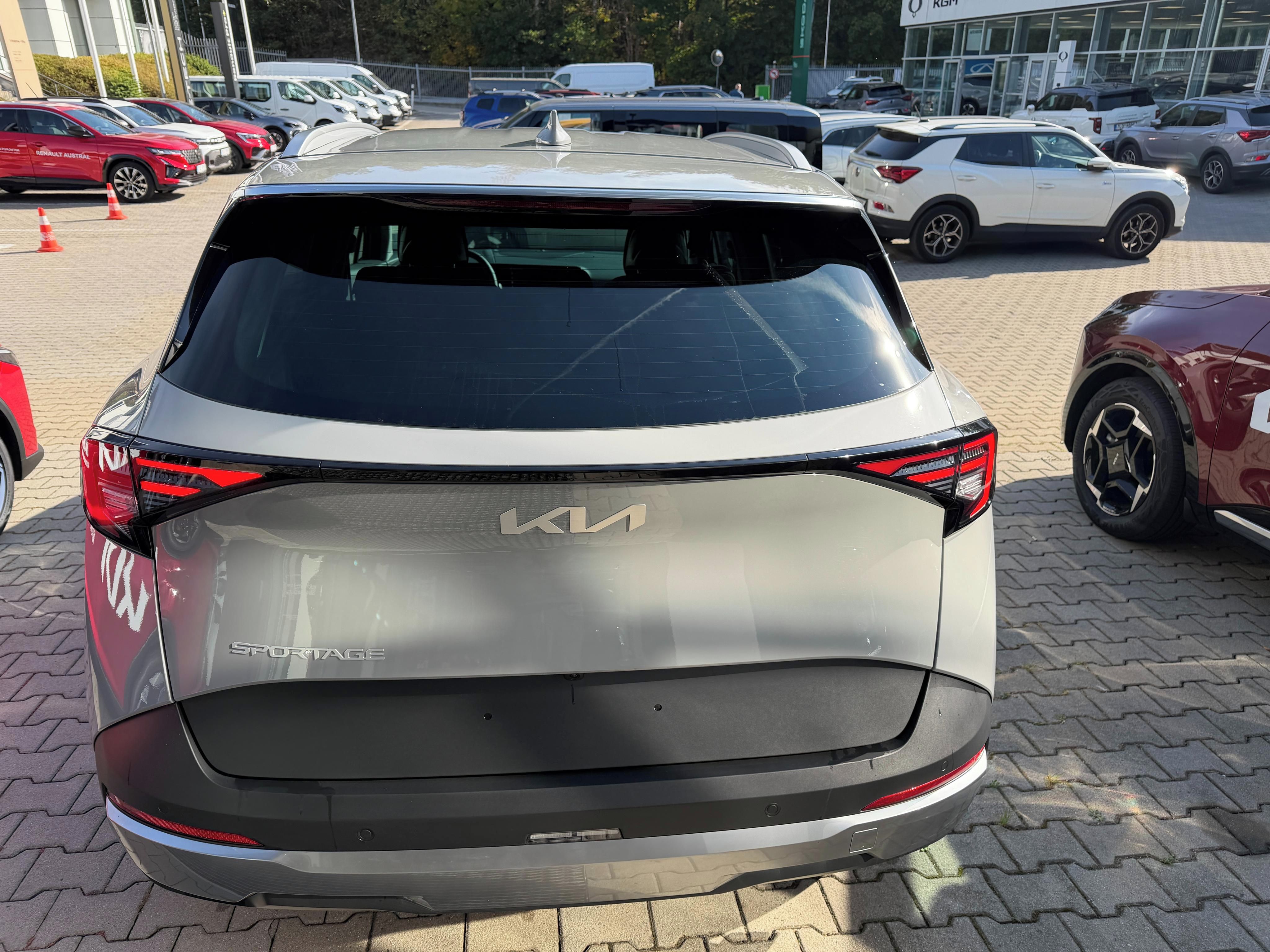 Kia Sportage, 1,6 T-GDi GPF 4x2 7DCT EXCLUSI - fotka 6