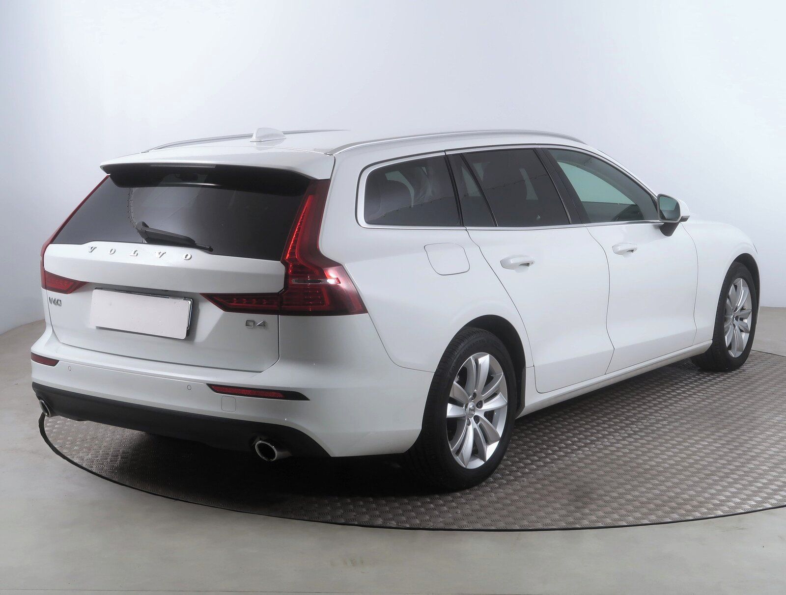 Volvo V60, D4 2.0, Automat - fotka 5