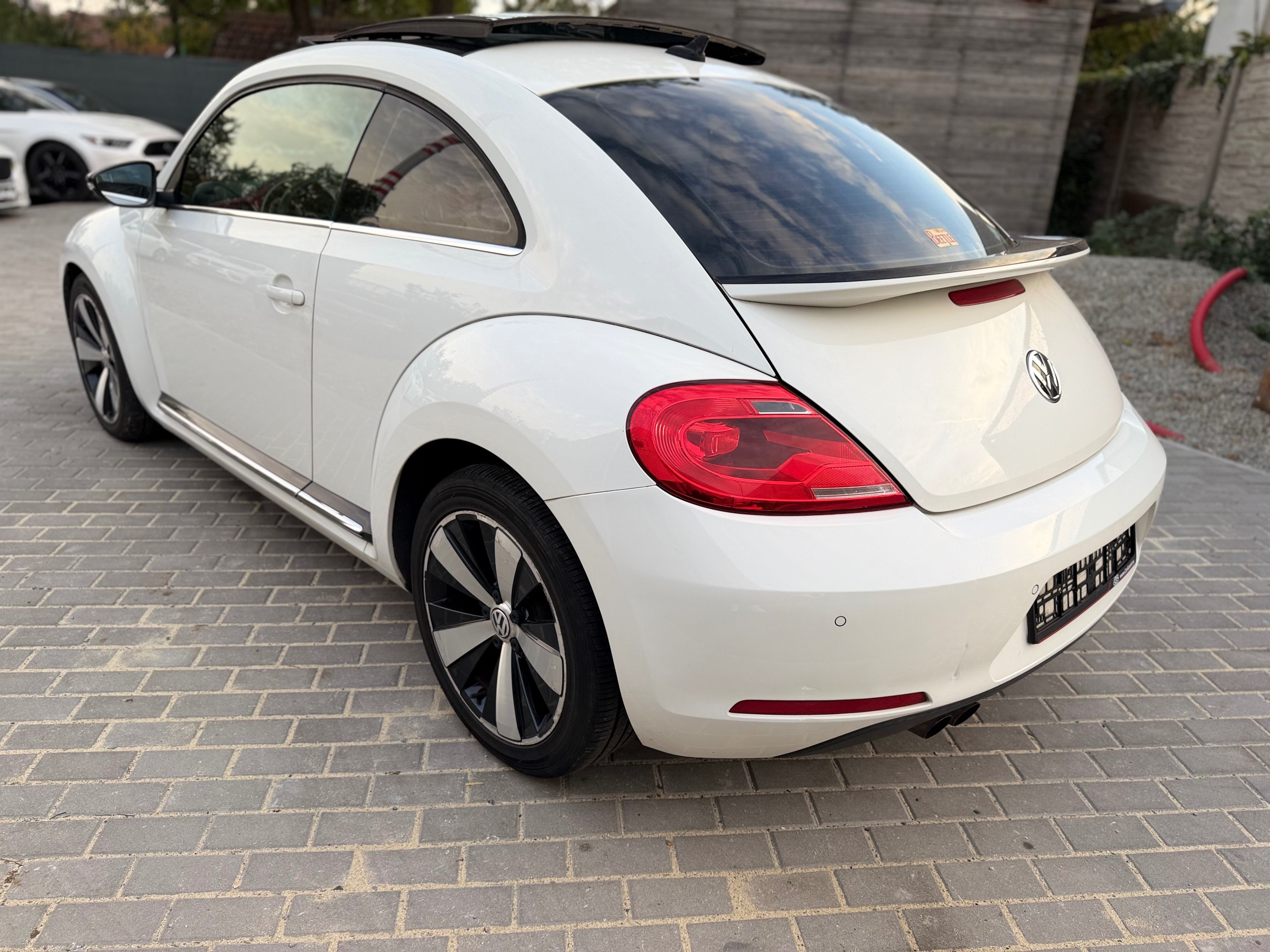 Volkswagen New Beetle, 2.0TDI 110KW,DSG,EXCLUSIVE,DPH - fotka 4