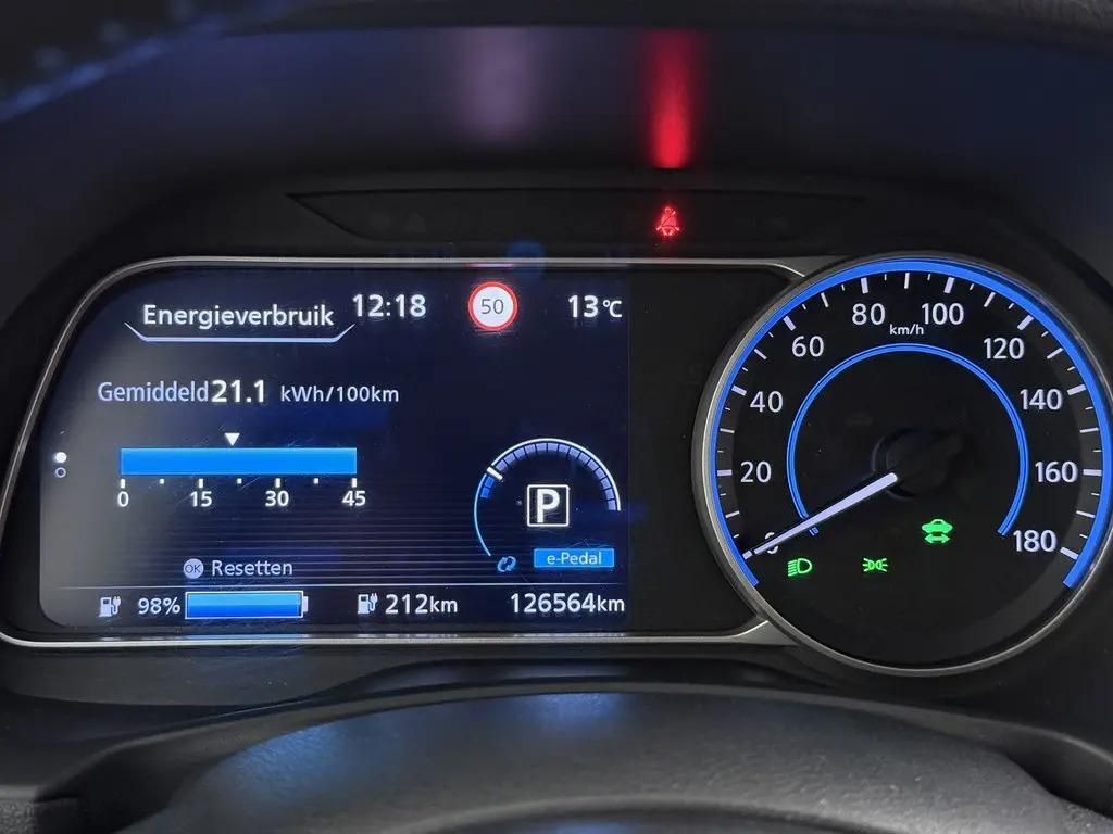 Nissan LEAF, 110kW 40kWh ZERO Edition - fotka 5