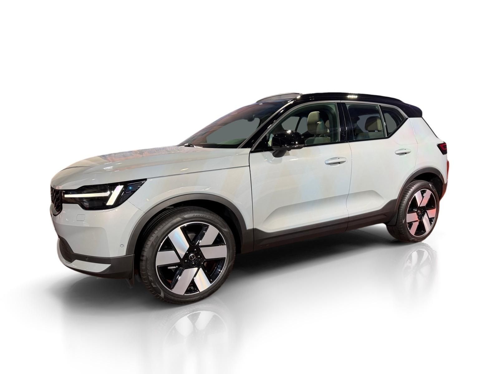 Volvo XC40, NEW PLUS LOUNGE PAKET MY27