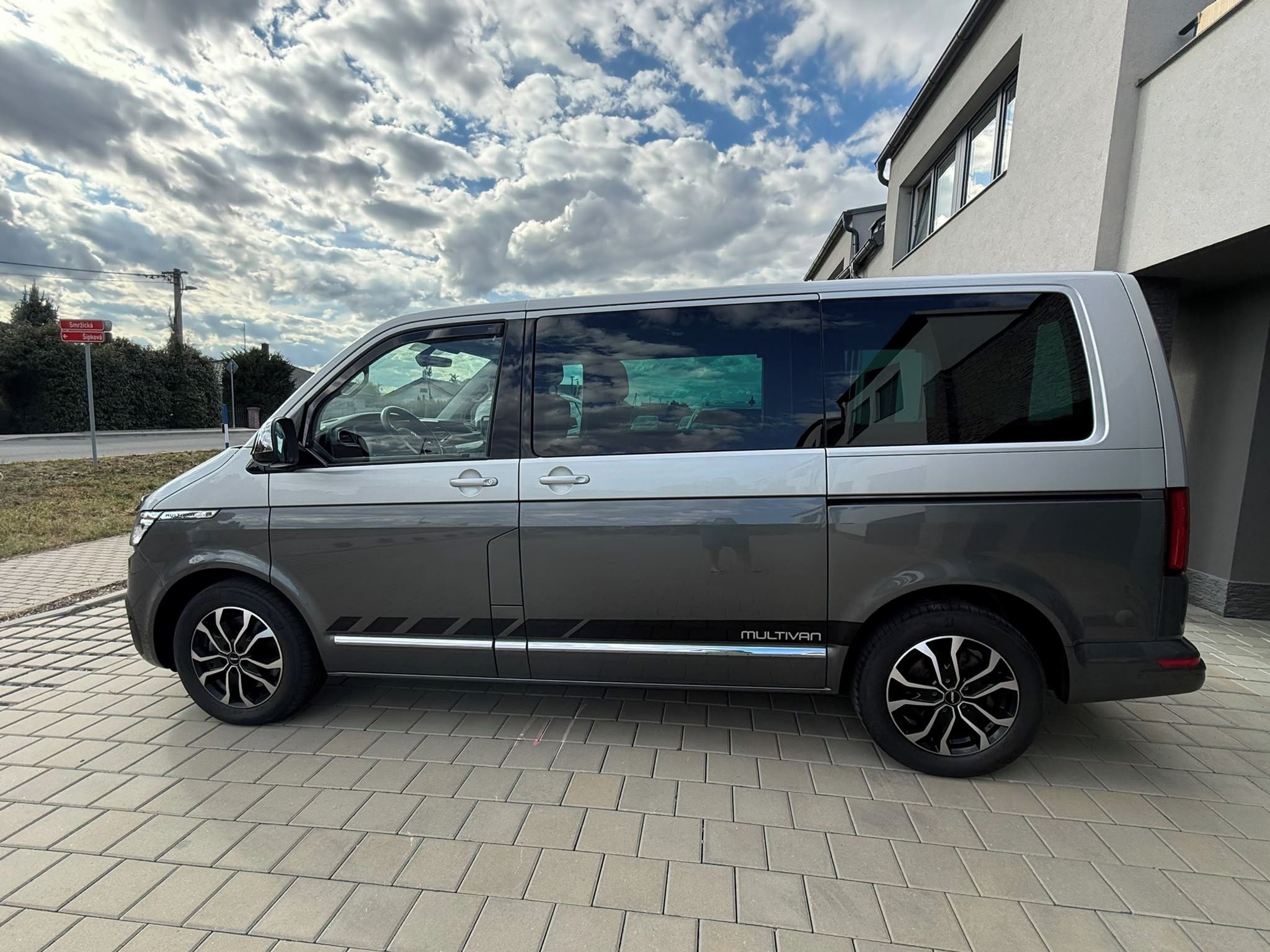 Volkswagen Multivan, Highline, 150 kW, prodl.záruka - fotka 4