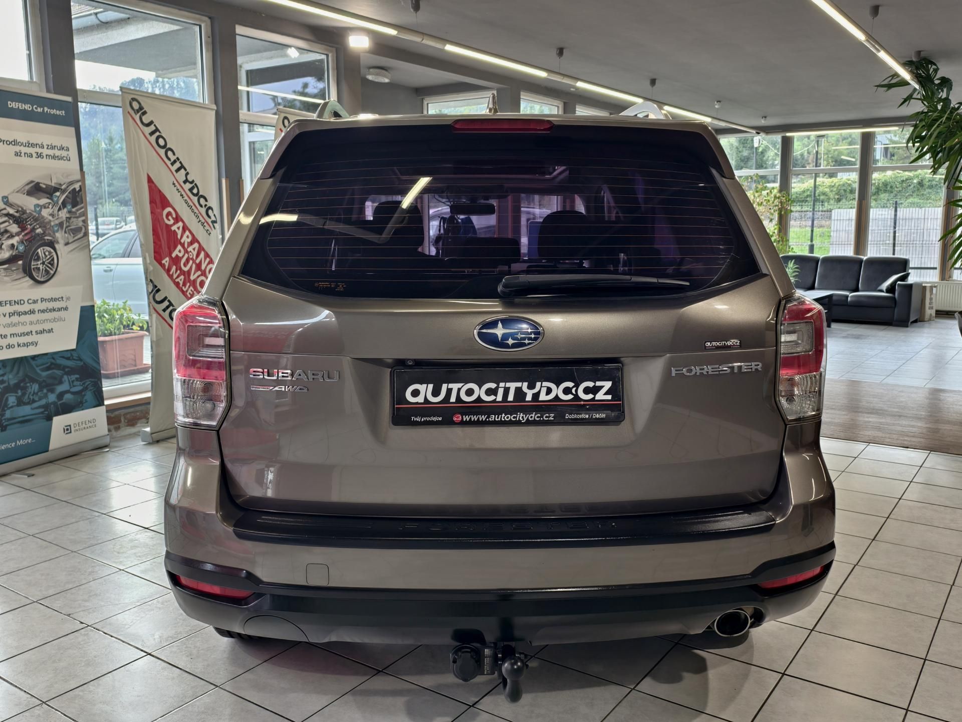 Subaru Forester, 2.0 i 110kW 4x4, PANORAMA, LED - fotka 6