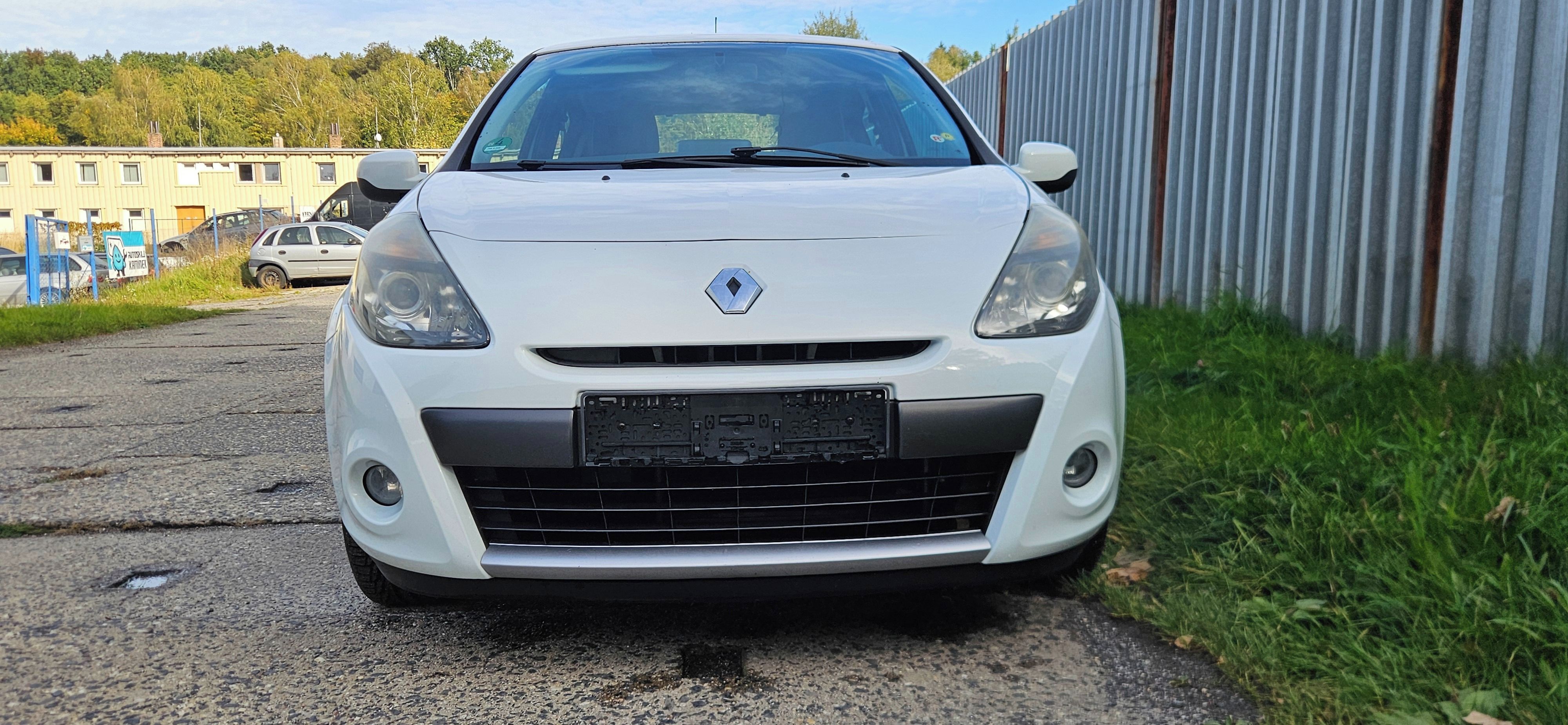 Renault Clio, Renault CLIO 1.2 55kw NAVIGACE - fotka 6