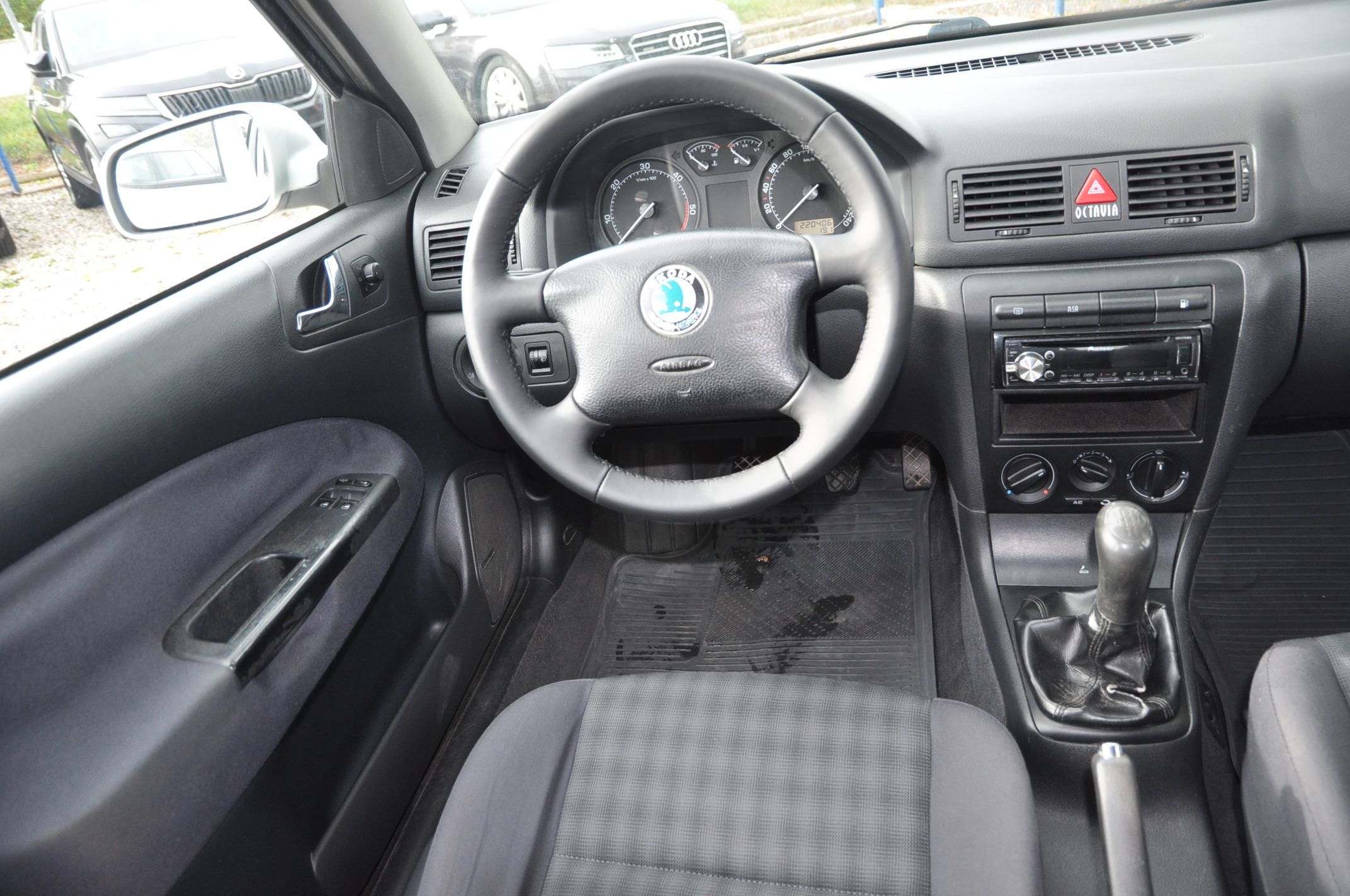 Škoda Octavia, I 1.9TDi 74kW KOMBI - fotka 5