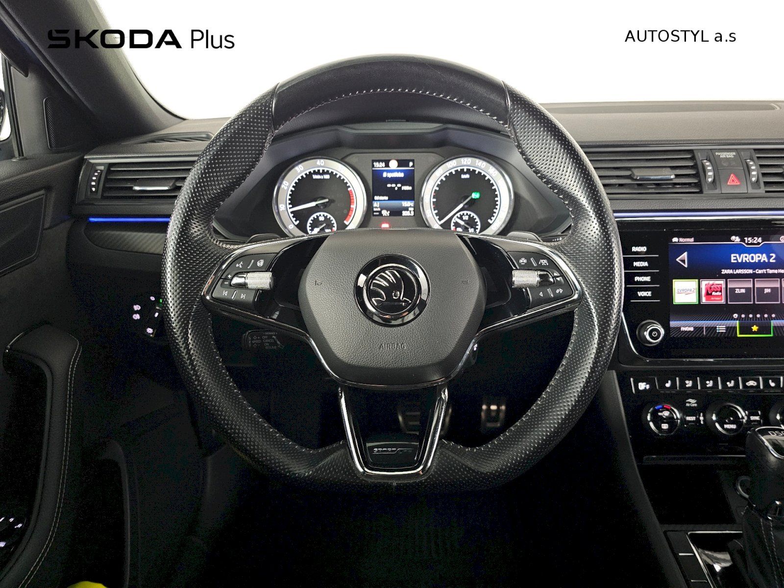 Škoda Superb, 1.5TSI 110kW DSG SPORTLINE NAV - fotka 5
