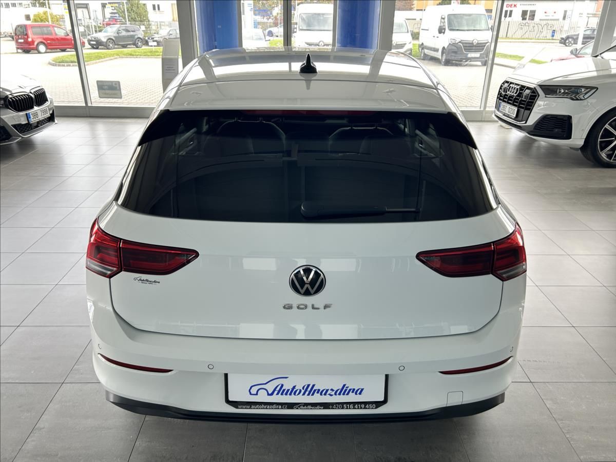 Volkswagen Golf, 1,5   TSI,96kW,SERVISKA,LIFE - fotka 5