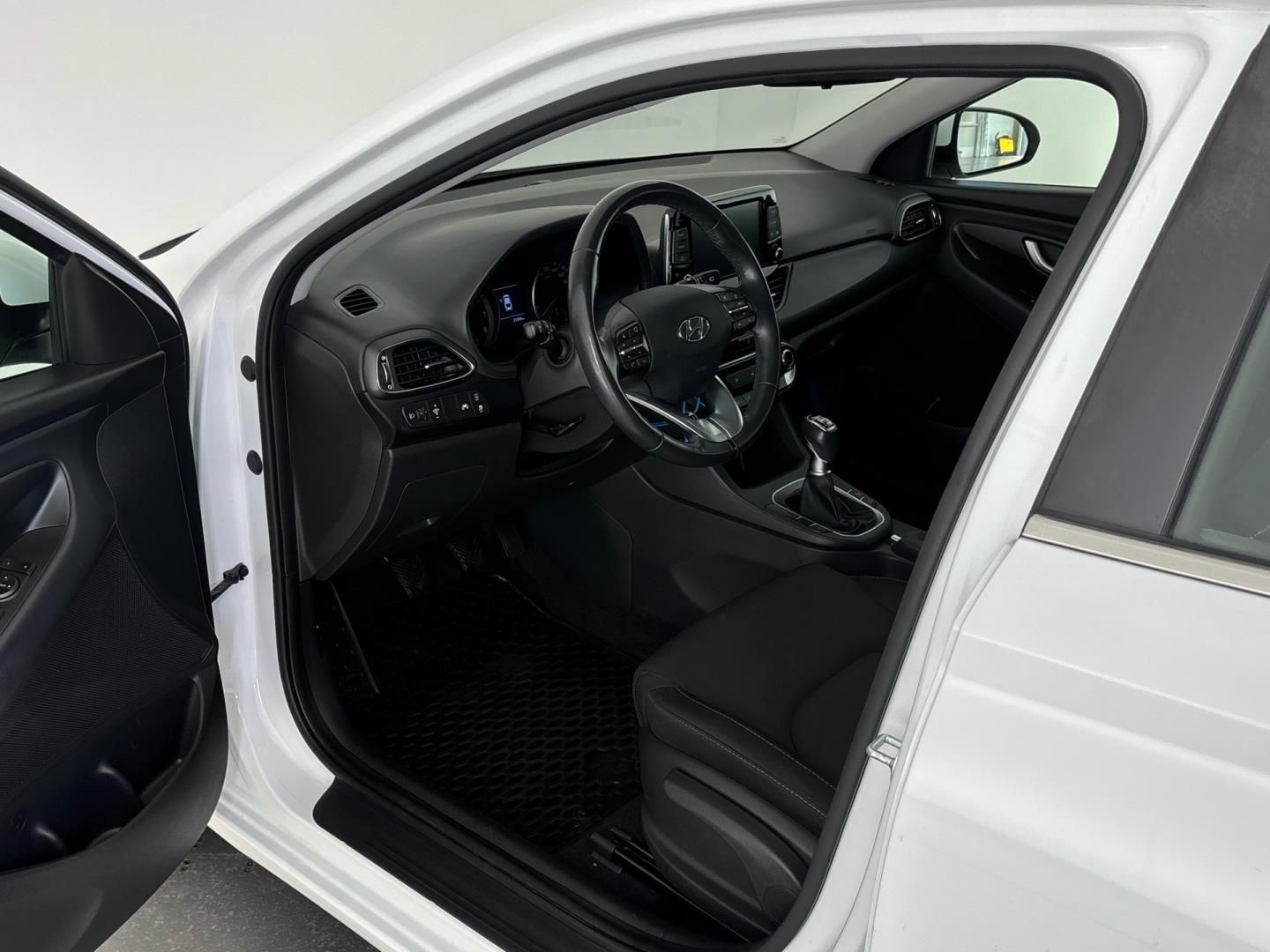 Hyundai i30, 1.4 T-GDI / 103 kW Comfort - fotka 6