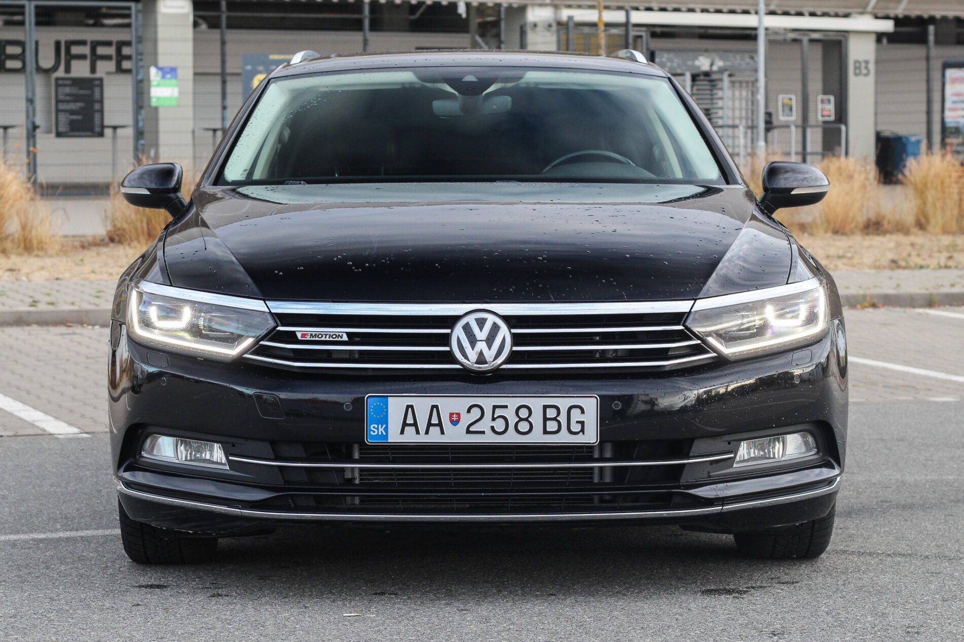 Volkswagen Passat Variant - fotka 2
