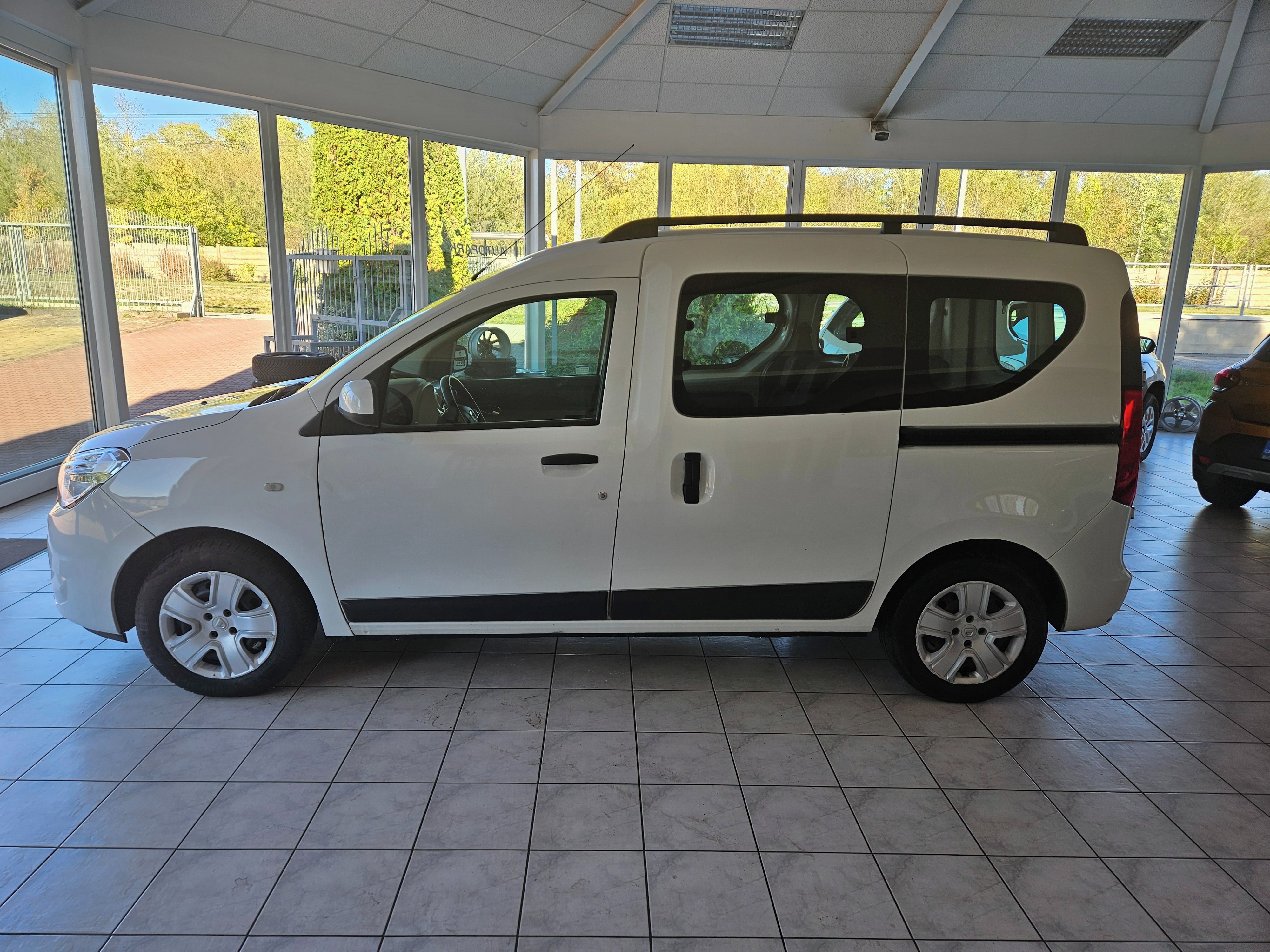 Dacia Dokker, 1,6 SCe KLIMA ZÁVĚS DPH