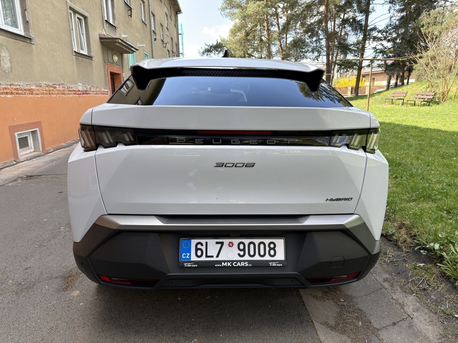 Peugeot 3008, Hybrid 136 e-DCS6 Záruka 5 let - fotka 3