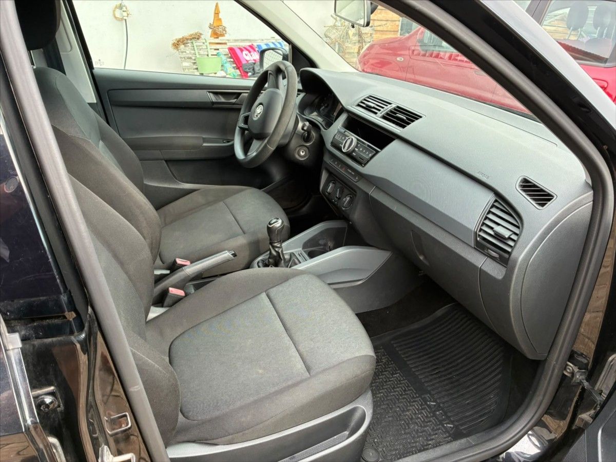 Škoda Fabia, 1,2 TSi Active 66kW - fotka 6