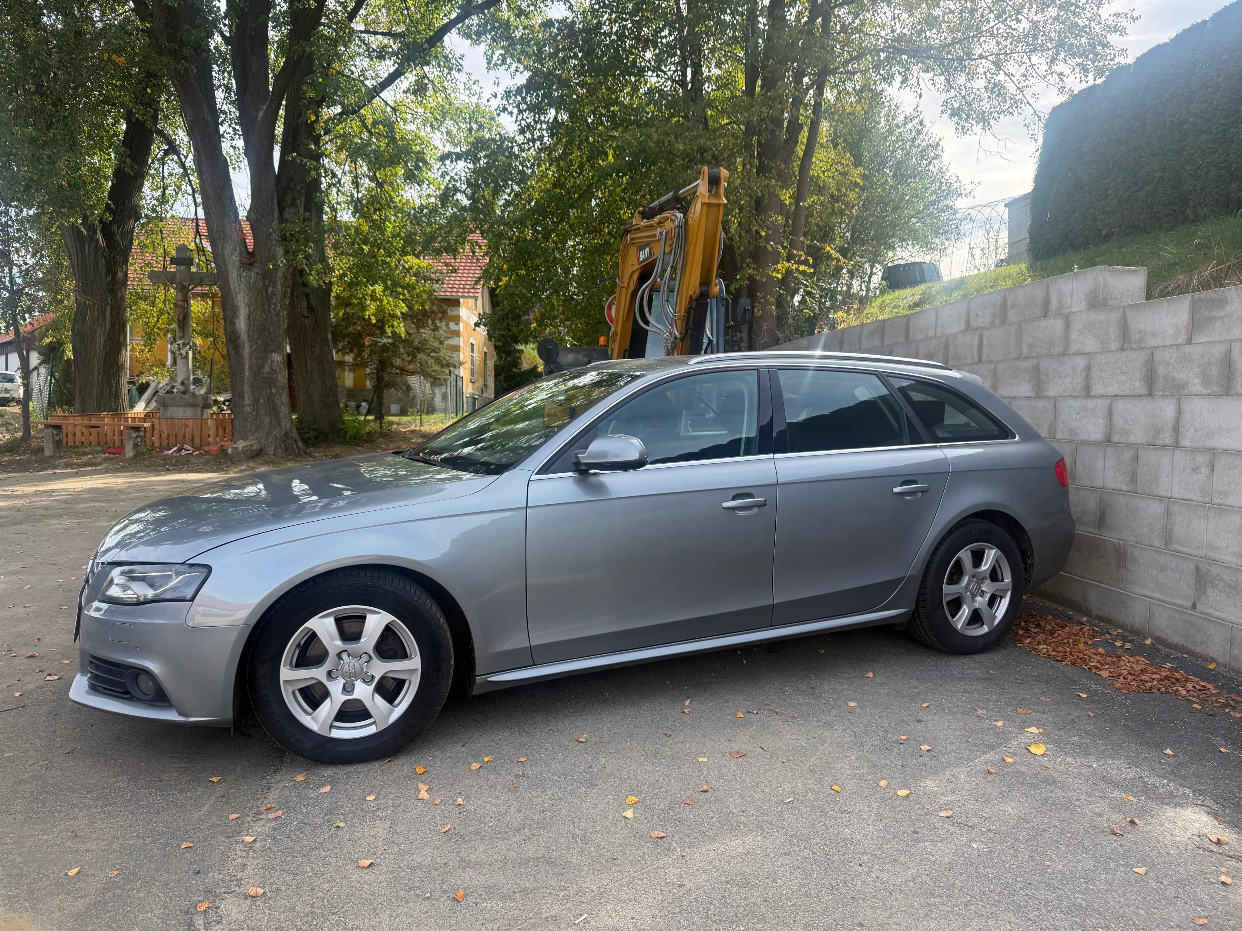 Audi A4, 2.0 TDI 187.000 km - fotka 3