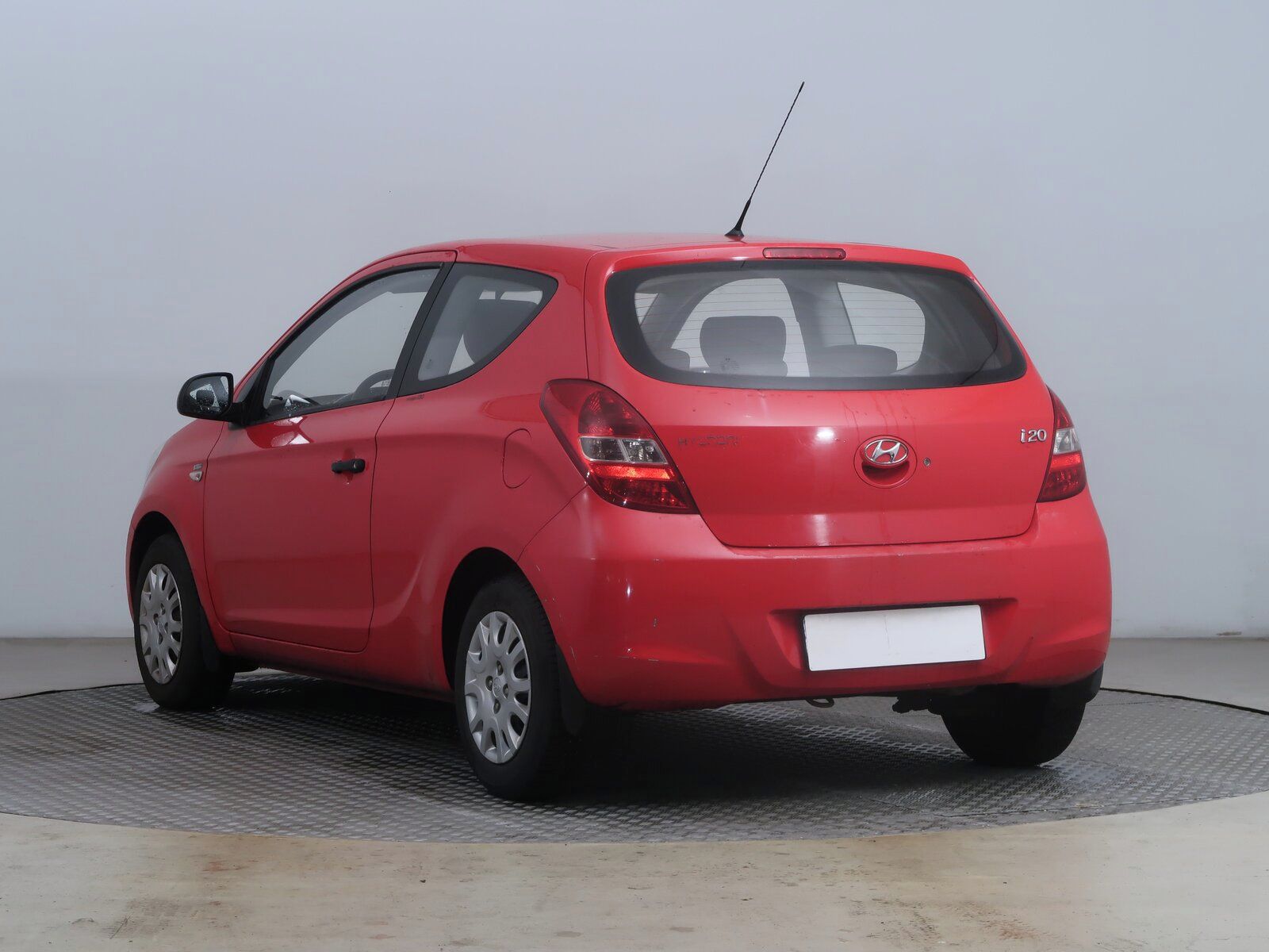 Hyundai i20, 1.2, Serv.kniha, po STK - fotka 4