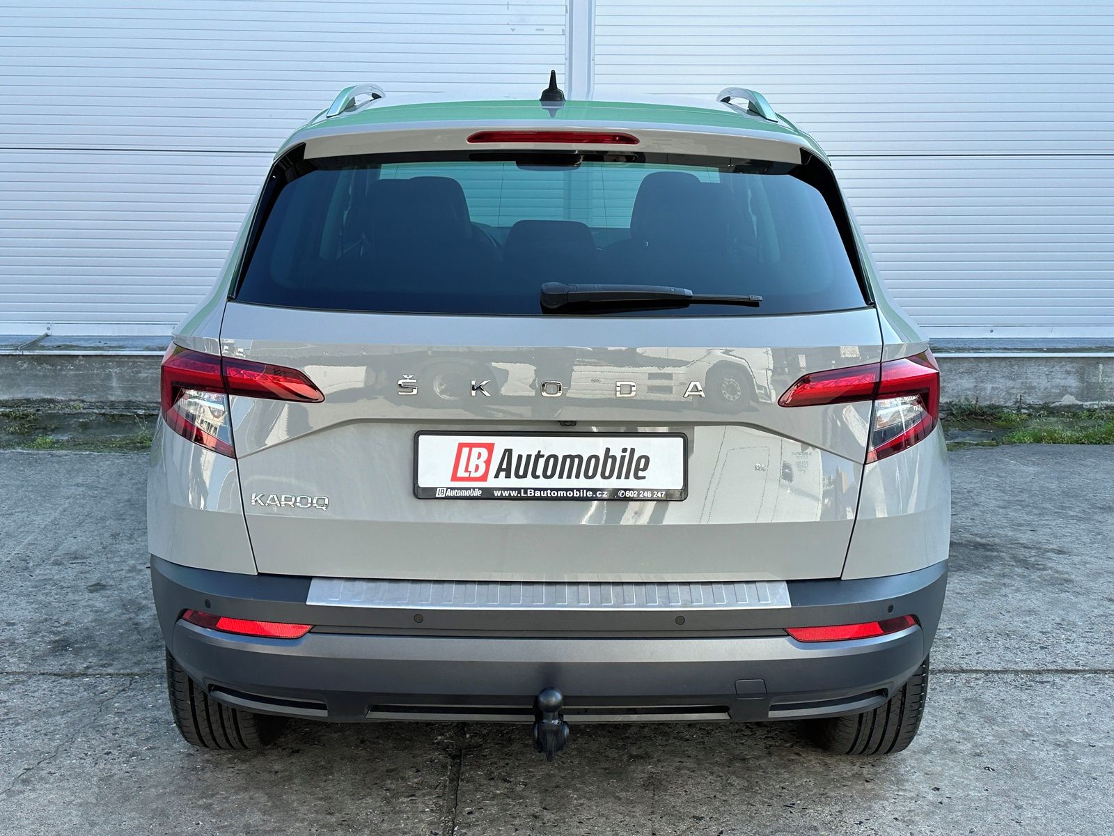 Škoda Karoq, 1.5TSi DSG NAVI TAŽNÉ ALU18 - fotka 5