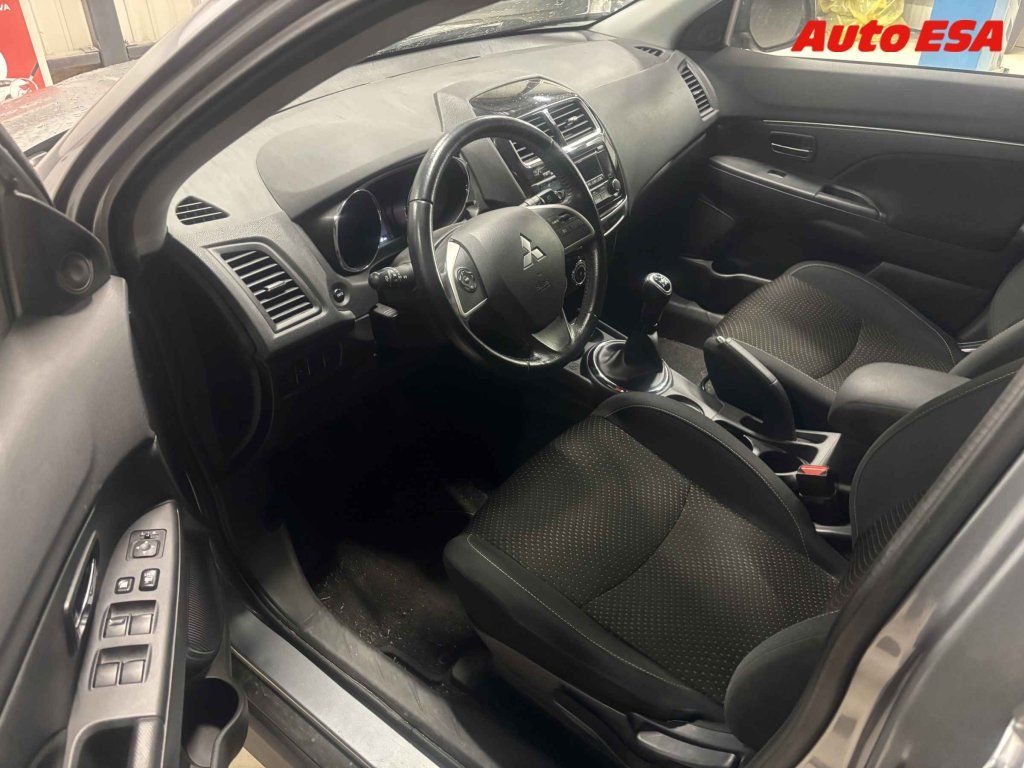 Mitsubishi ASX, 1.6 - fotka 3