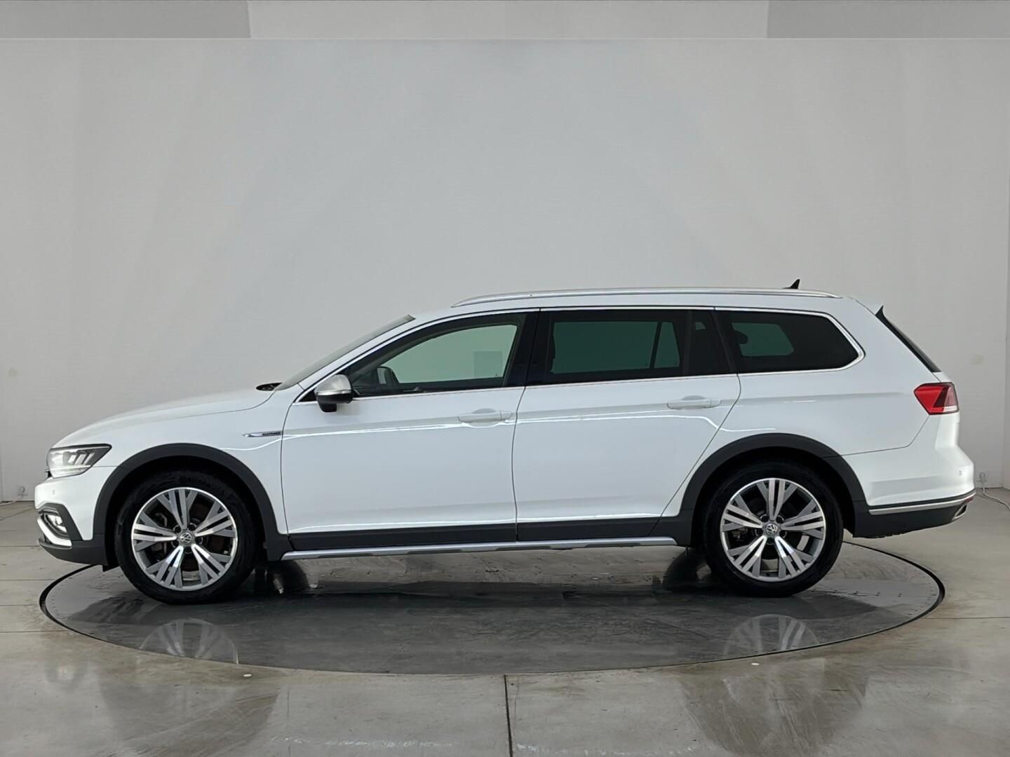 Volkswagen Passat, 2.0 BiTDi / 176 kW Alltrack DS - fotka 3