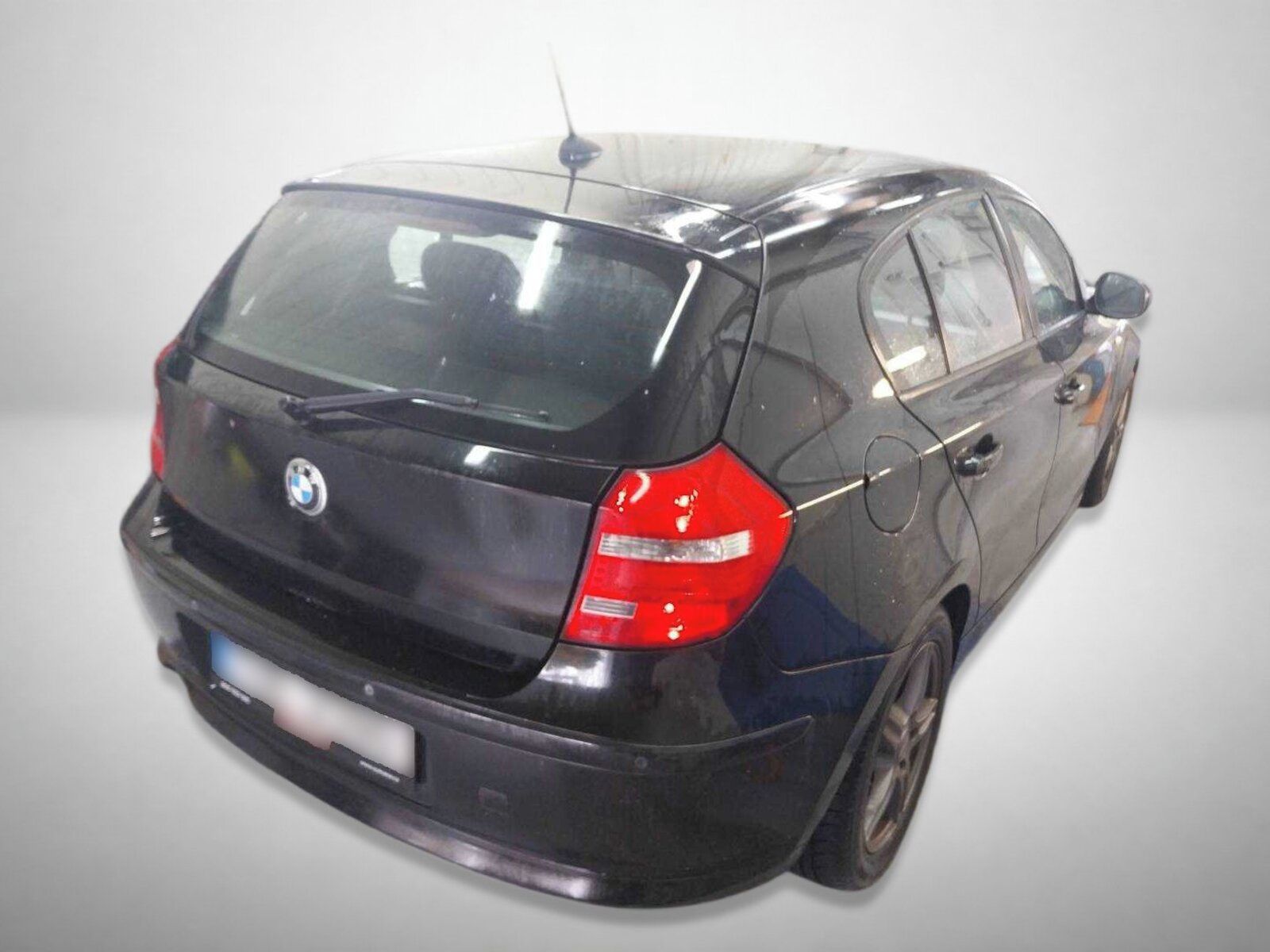 BMW Řada 1, 116d, po STK - fotka 2