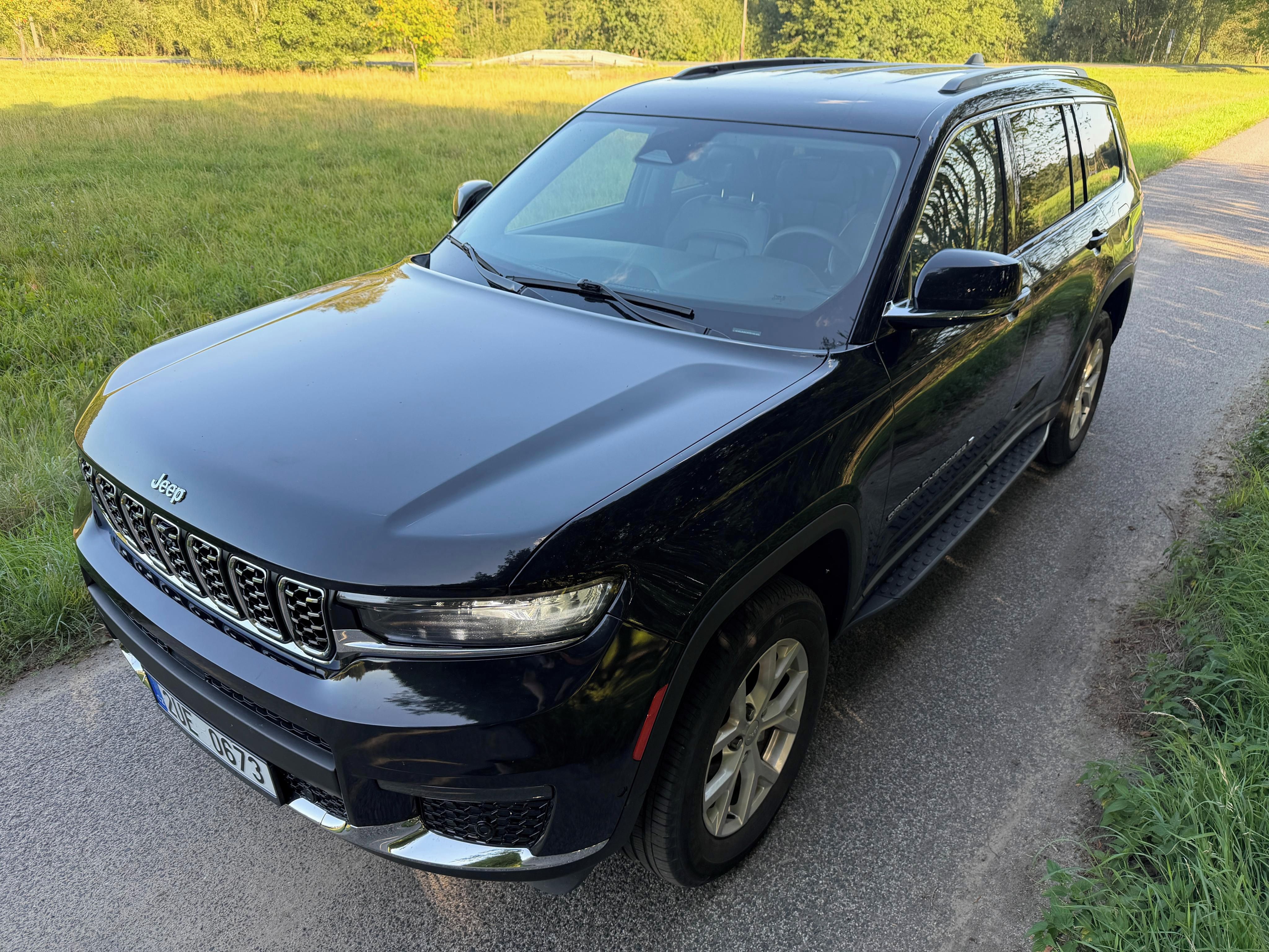 Jeep Grand Cherokee, Jeep Grand Cherokee Limited