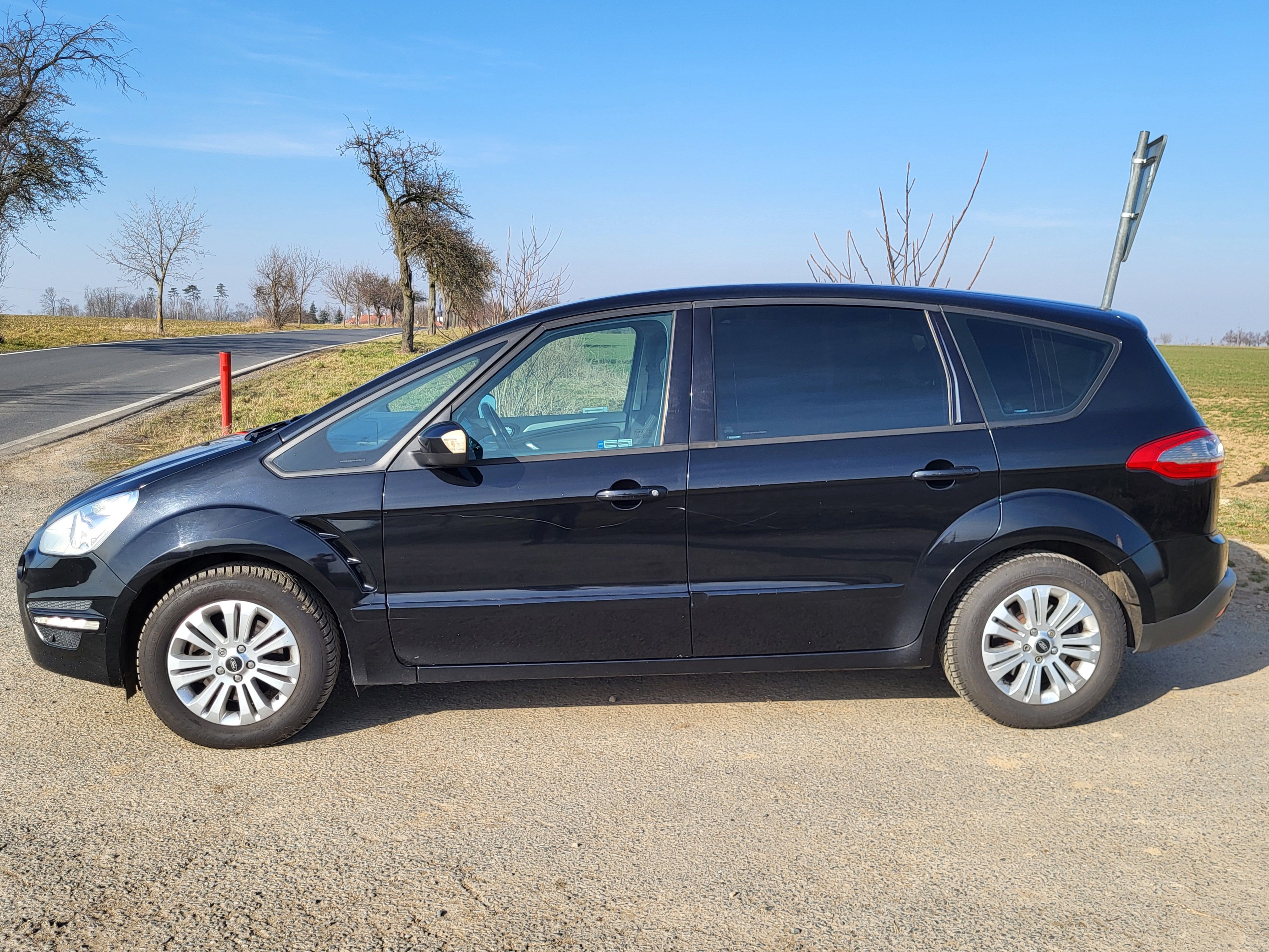 Ford S-MAX, Ford S-Max 2.0 TDCi 120 kW - fotka 2