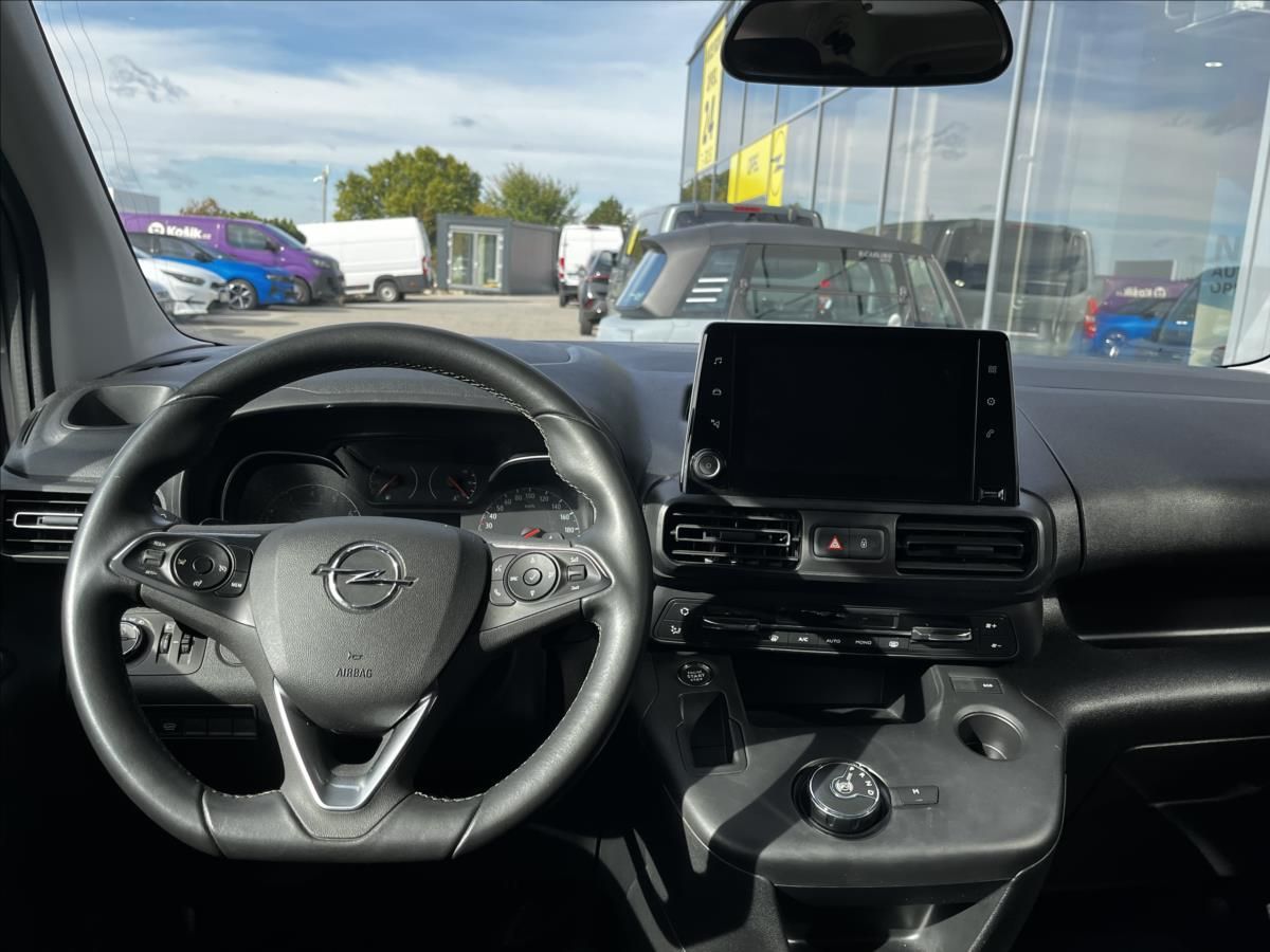 Opel Combo, 1,2   LIFE XL EAT8 - fotka 3
