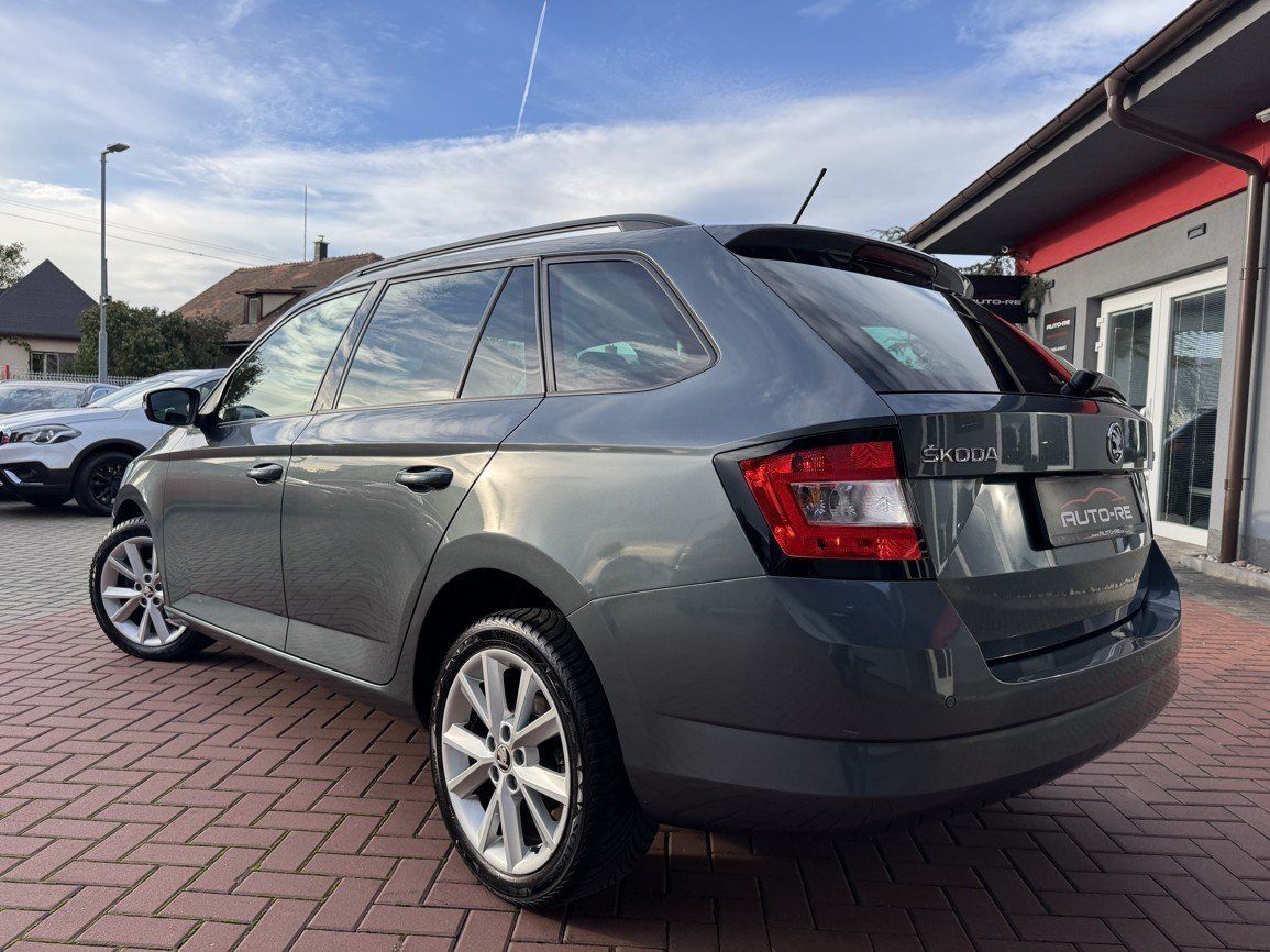Škoda Fabia, 1.2TSi JOY Navi Digi Klima - fotka 3