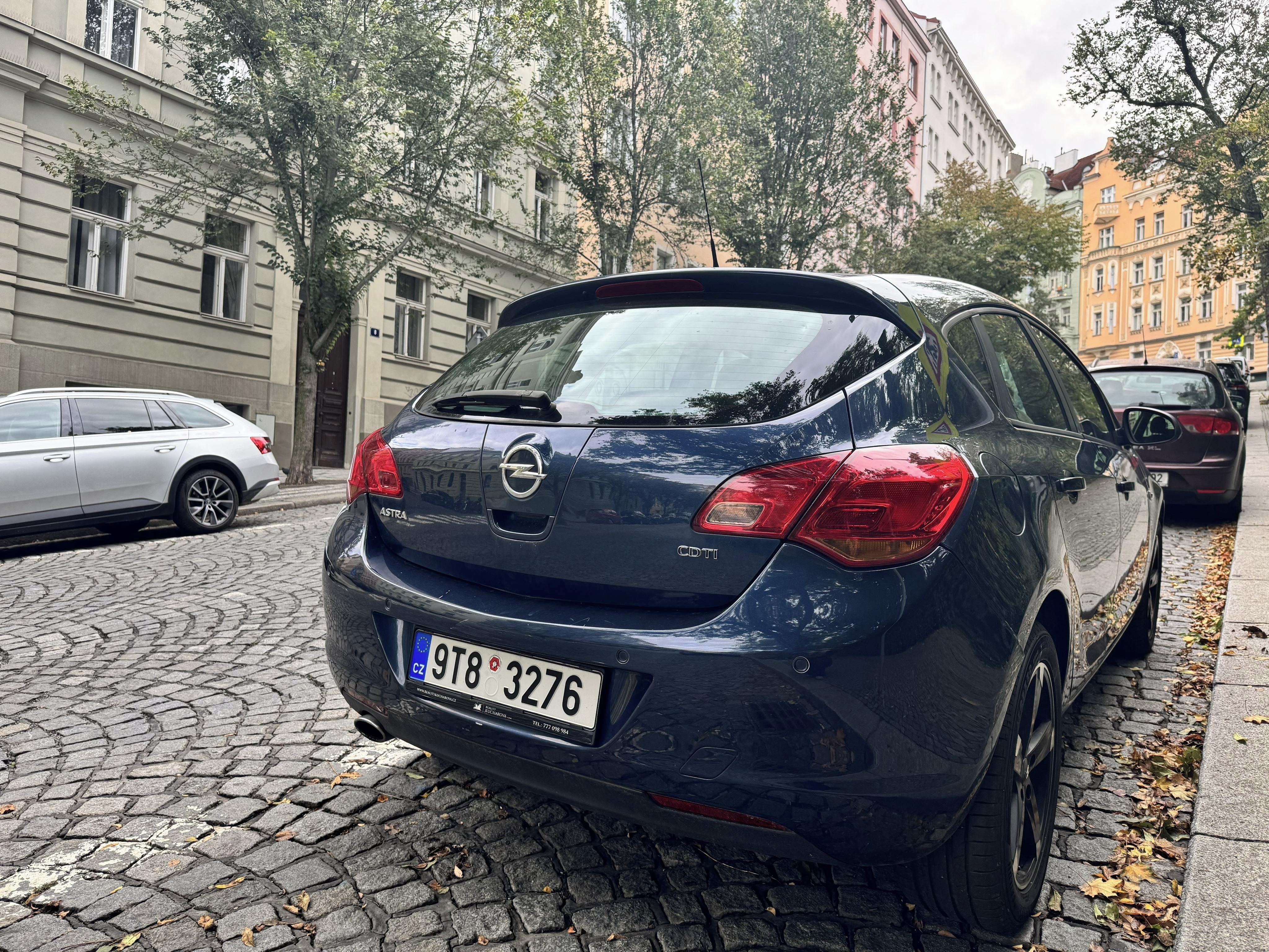 Opel Astra, 2.0 CDTi 121 kW - po servisu - fotka 4