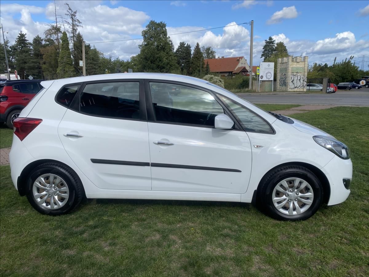 Hyundai ix20, 1,4   ix 20 CVVT TRICOLOR - fotka 4