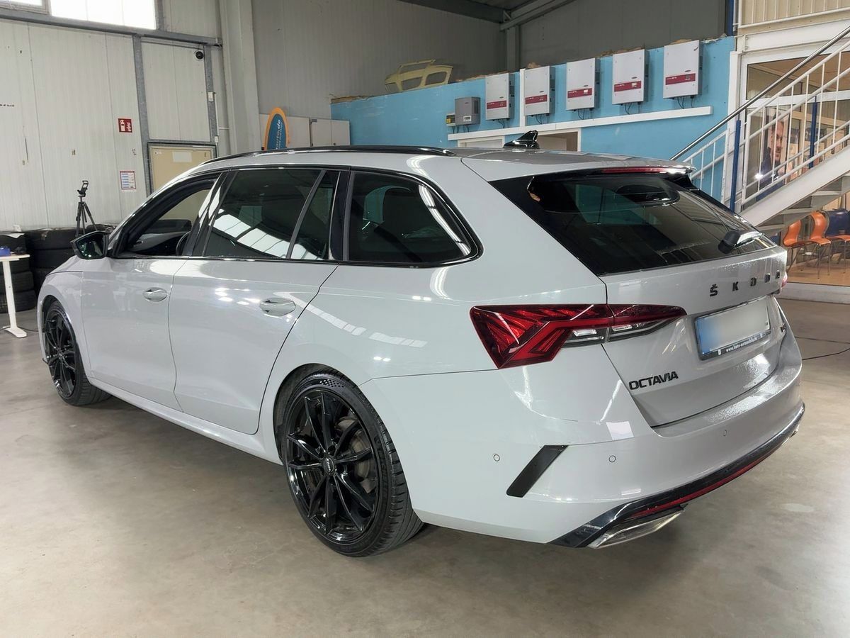 Škoda Octavia, 2.0 TDI RS - fotka 6