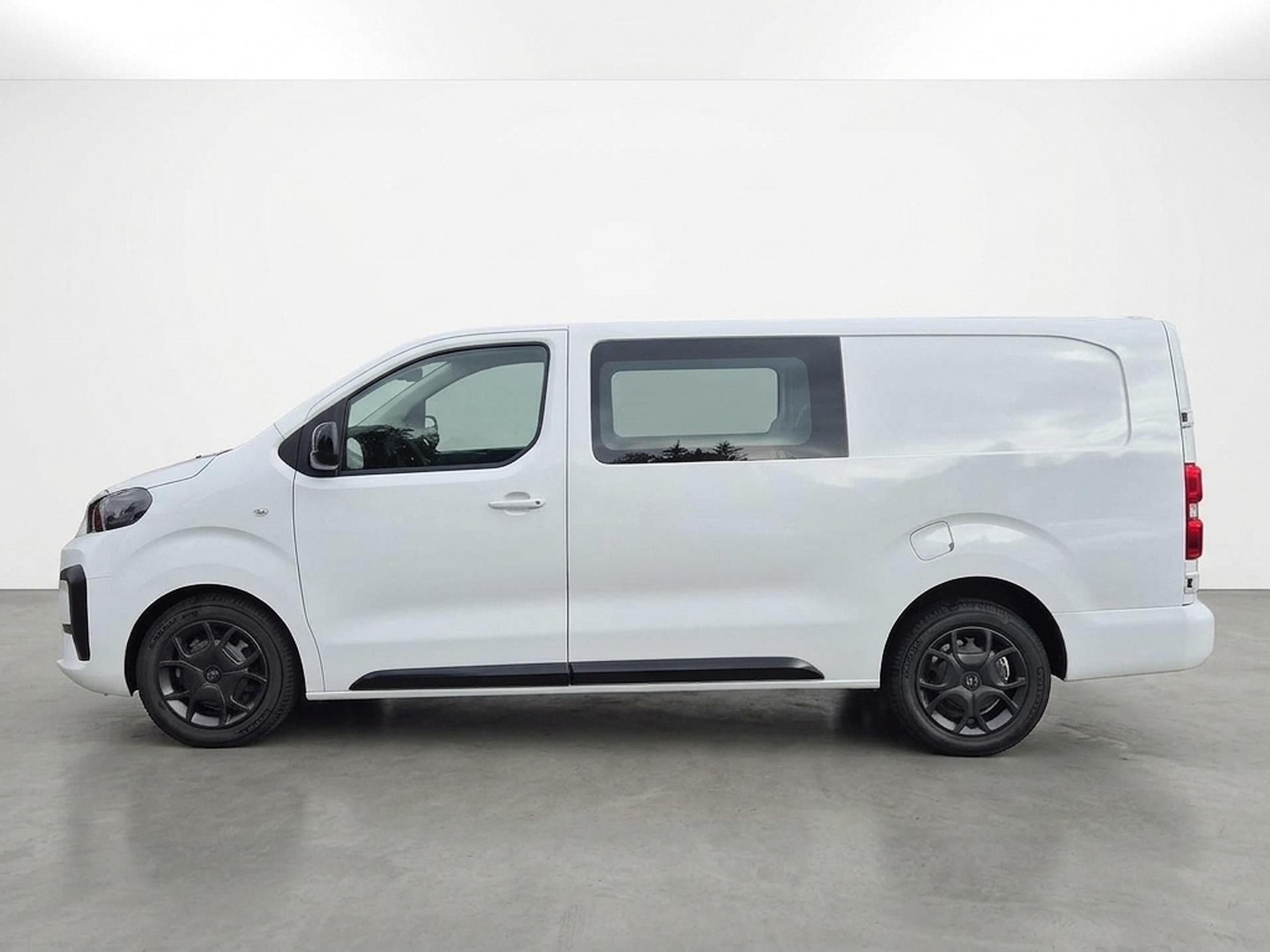 Fiat Scudo, 2,2 2,2 MTJ 150k MT6 Polokombi - fotka 4