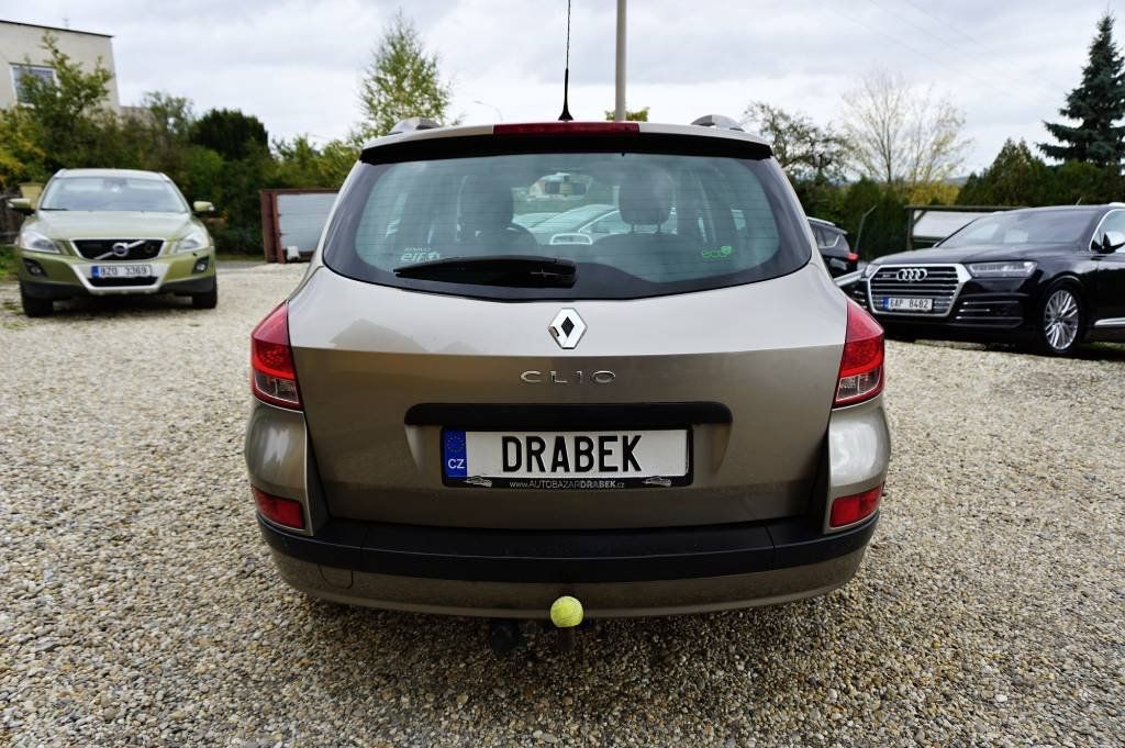 Renault Clio, 1,2 16V 55 kW - fotka 5