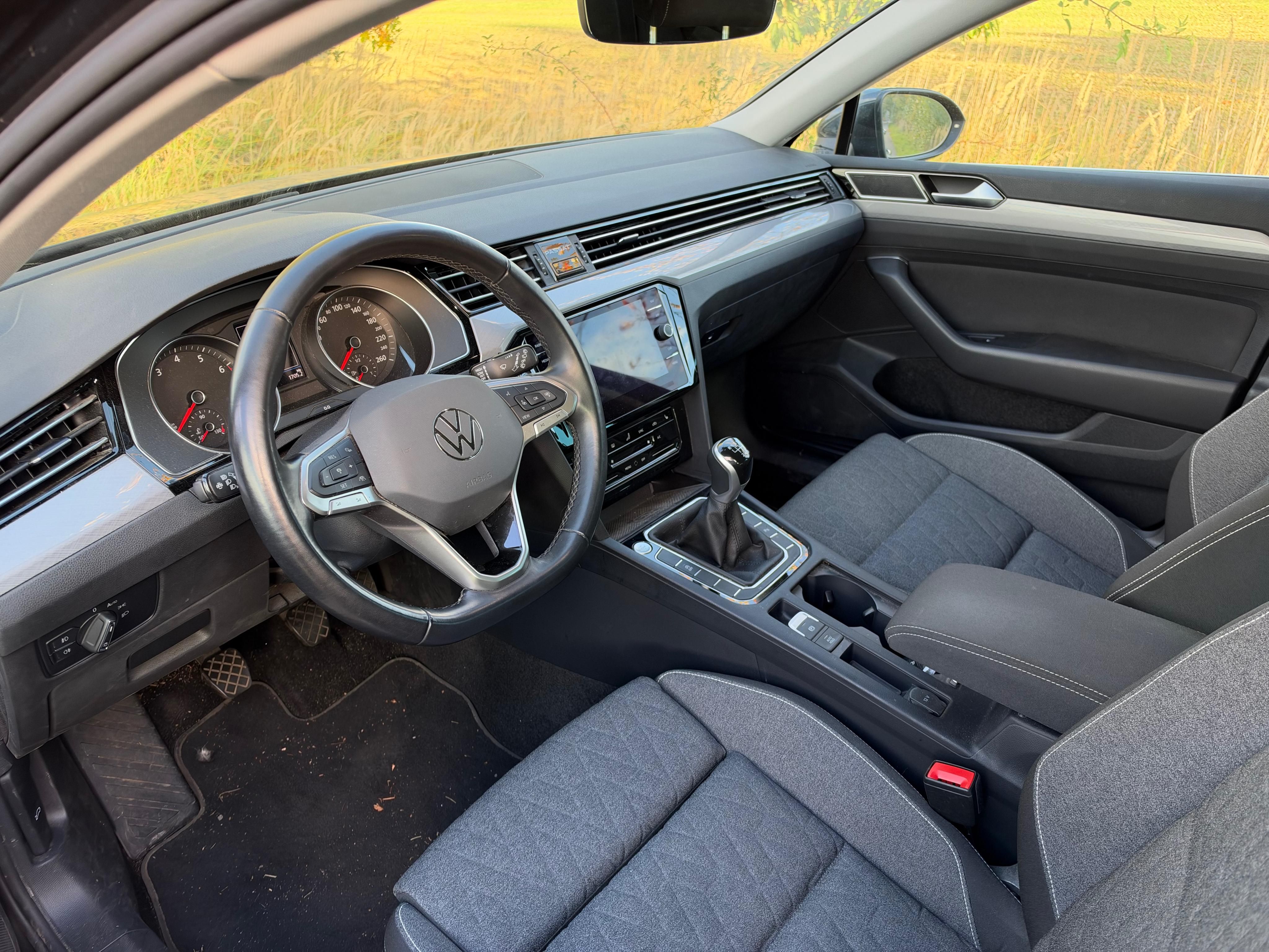 Volkswagen Passat, Variant 1,5TSi 110kW Business - fotka 5