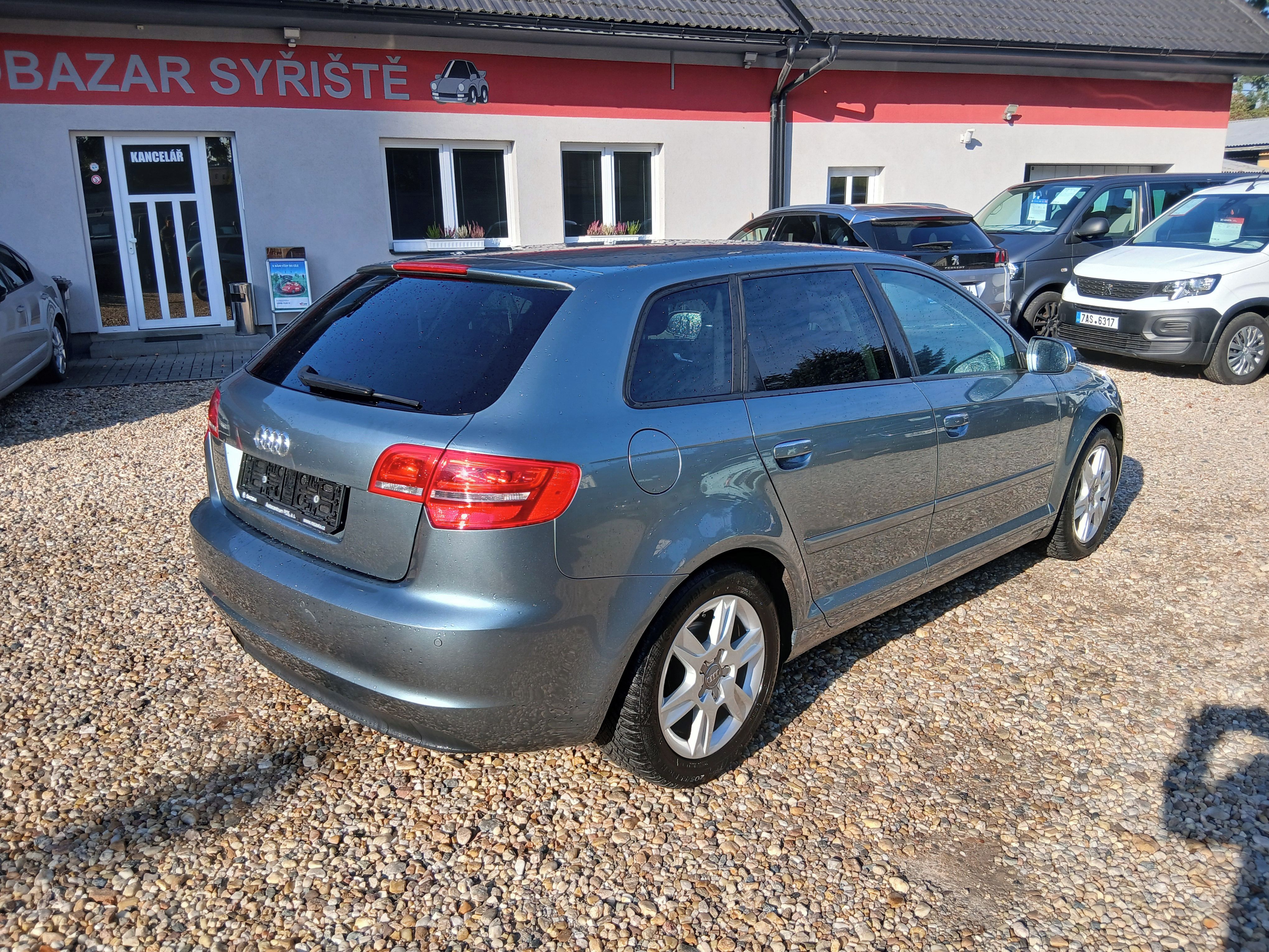 Audi A3, 1.4TFSi 92KW S.Kniha Sportback - fotka 5