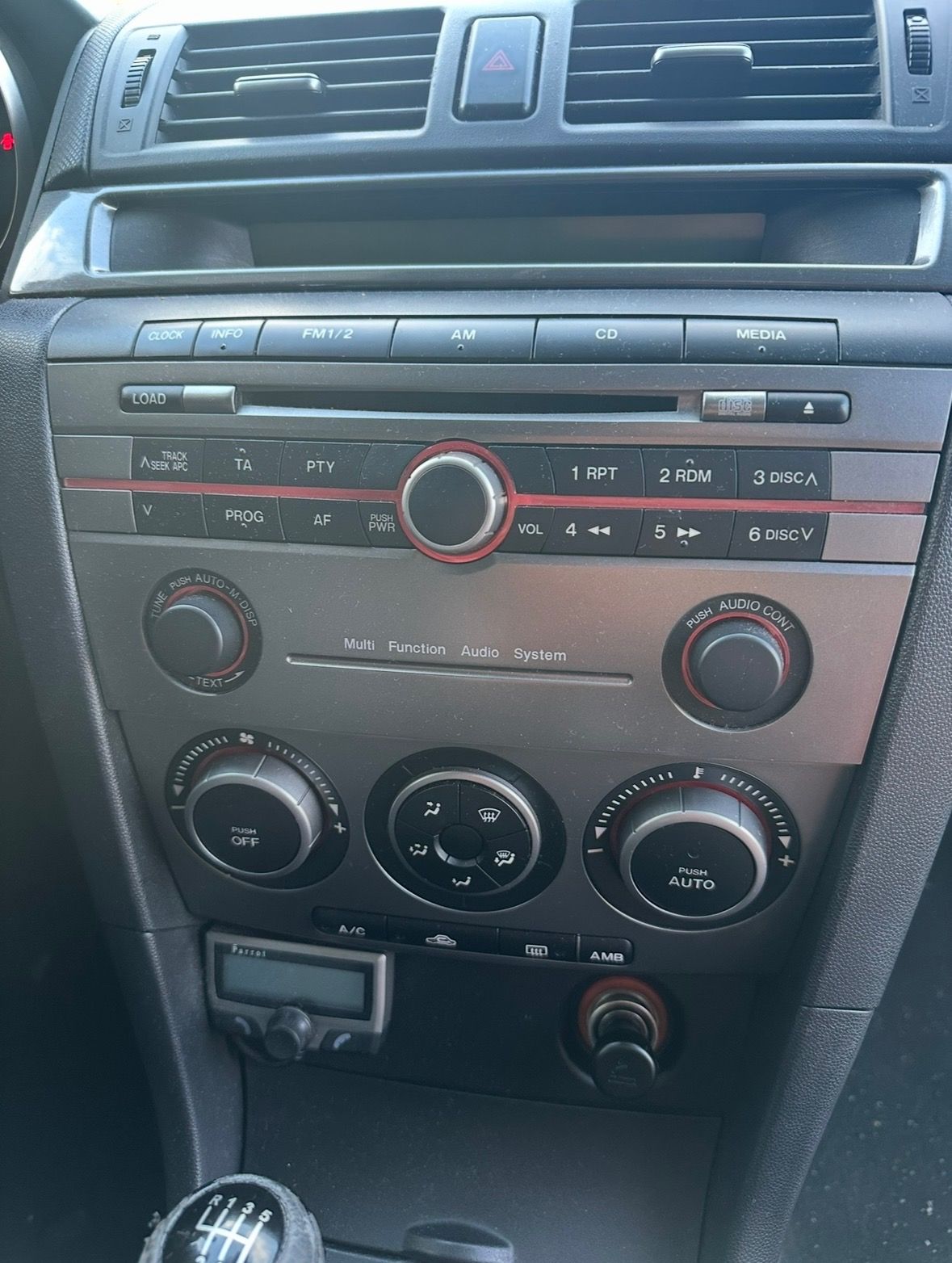 Mazda 3, 2.0 - fotka 4