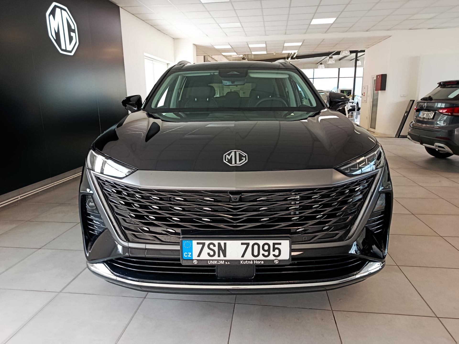 MG MGS9 PHEV, Premium 1.5 TGI PHEV 220 kW - fotka 3