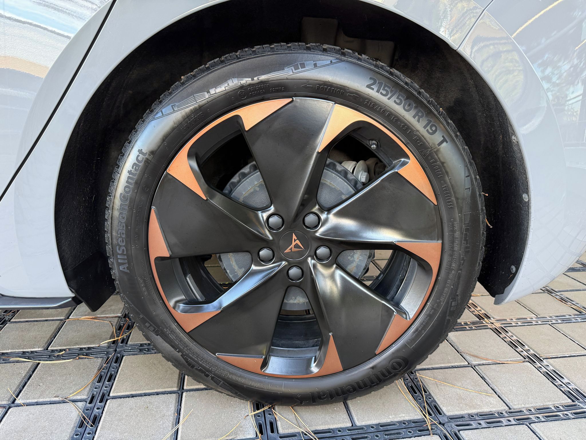 Cupra Born, 150kW 360° kamera HUD 62kWh - fotka 6