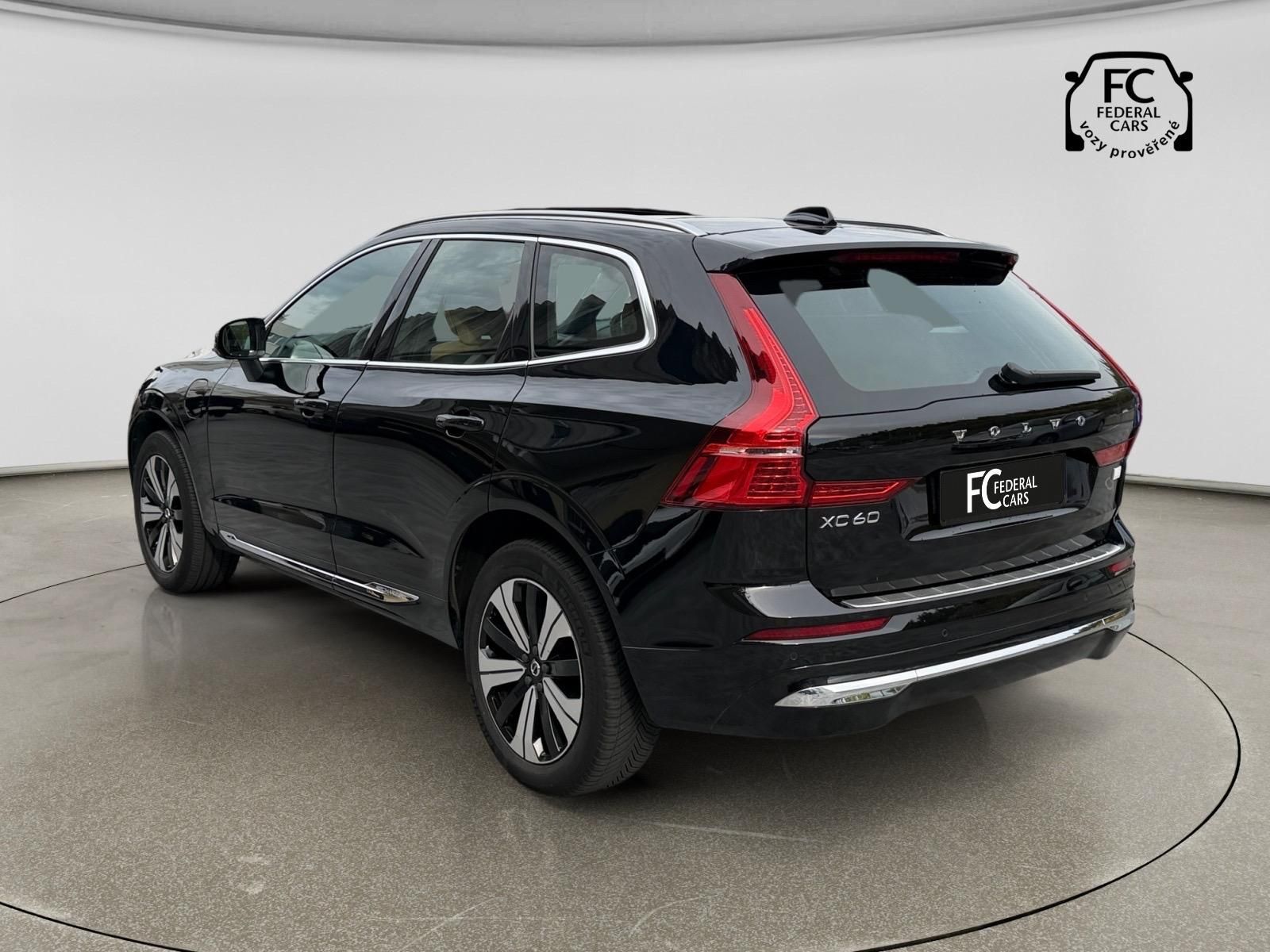 Volvo XC60, T6 AWD Recharge Plus Bright - fotka 3