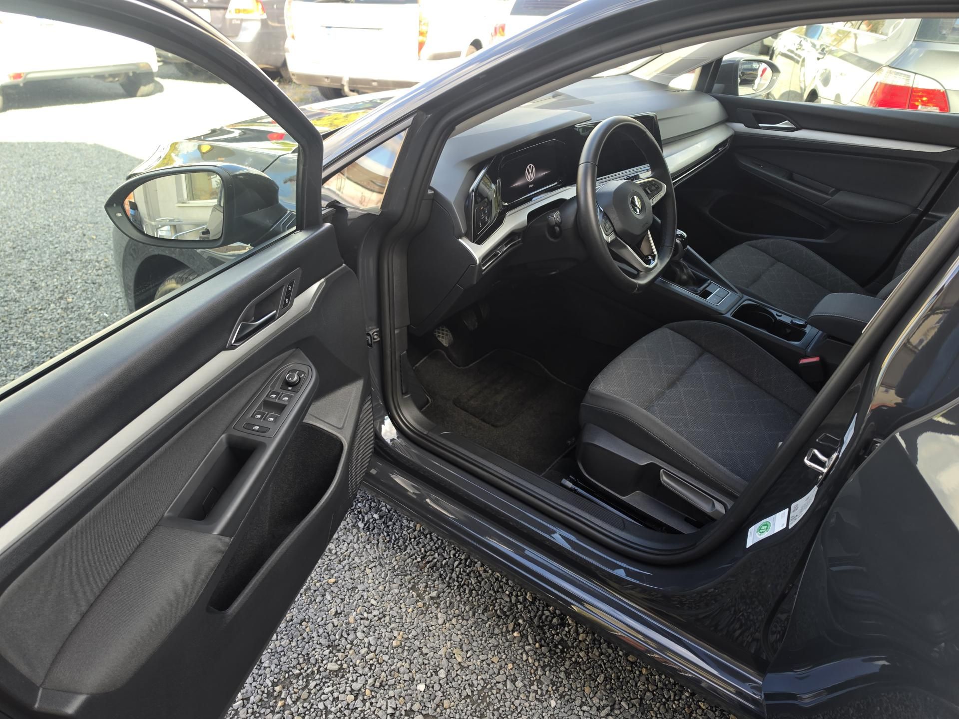 Volkswagen Golf, 1.0 TSI 6ti 81kw Led - fotka 6