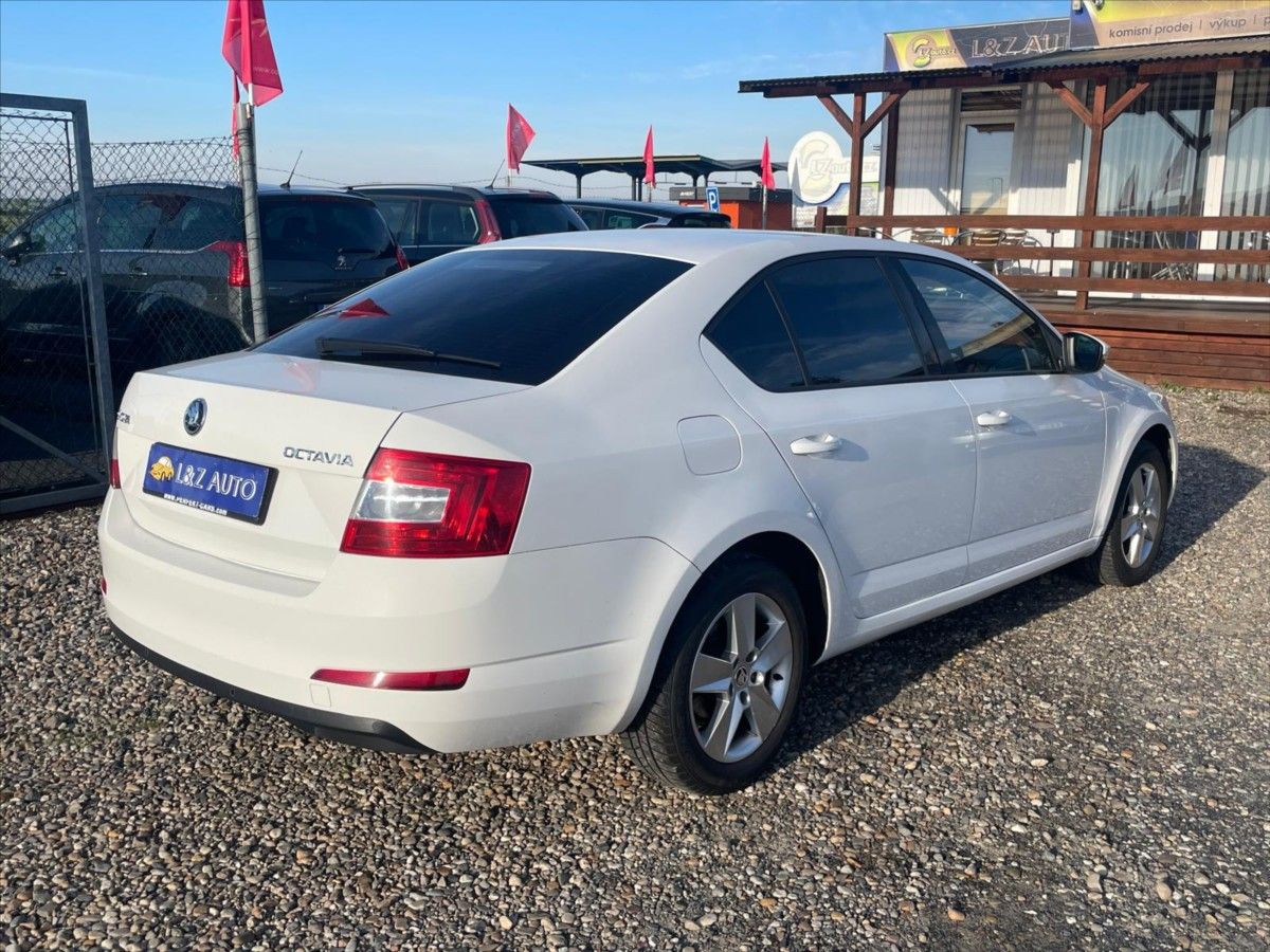 Škoda Octavia, 1,6 TDi - fotka 4