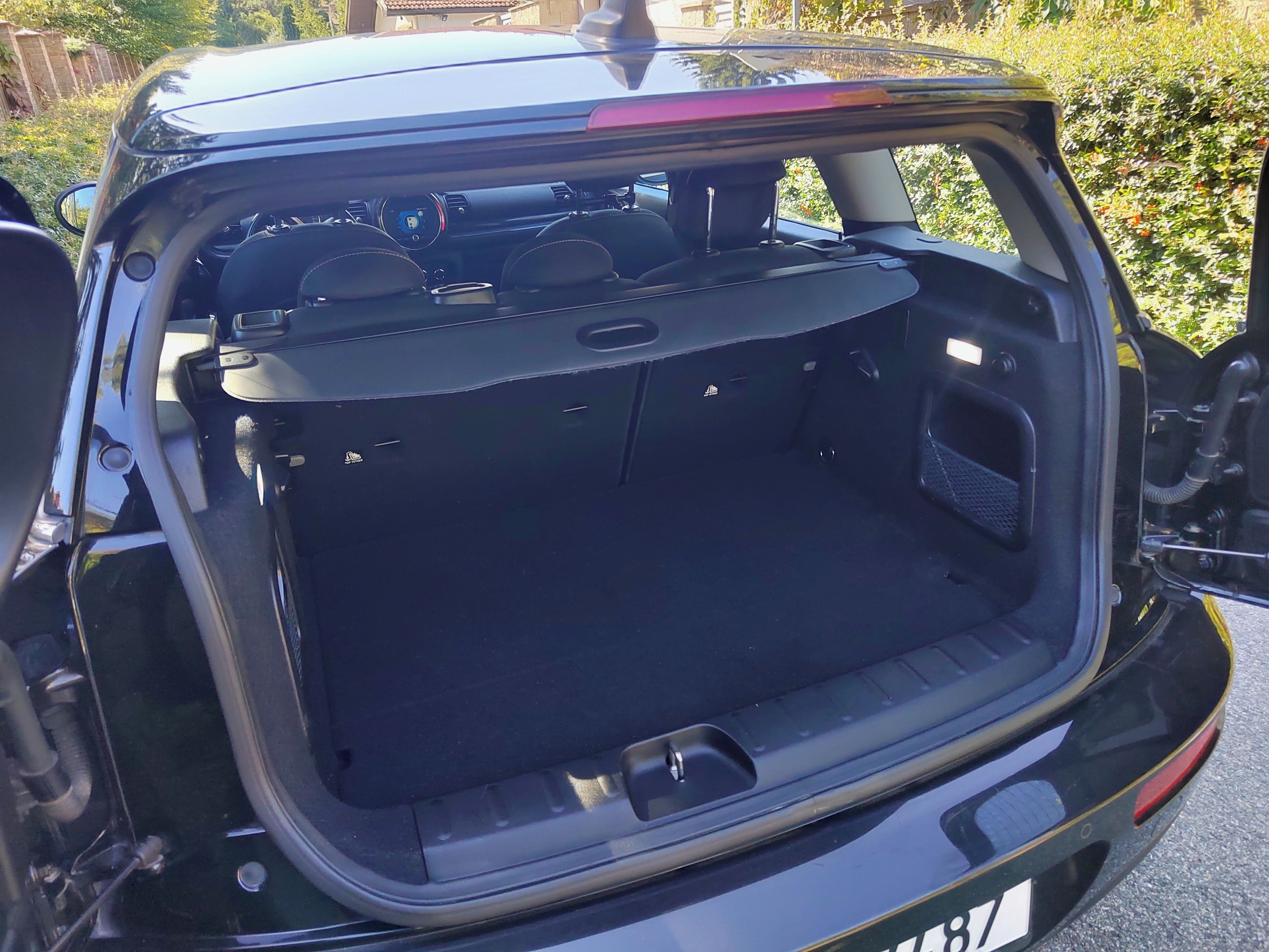 Mini Clubman, garazovano, vyborny stav - fotka 6