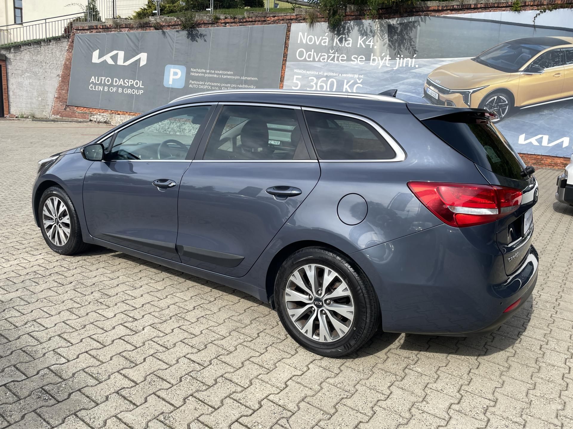 Kia Cee´d, SW 1,6 GDi TOP - fotka 5